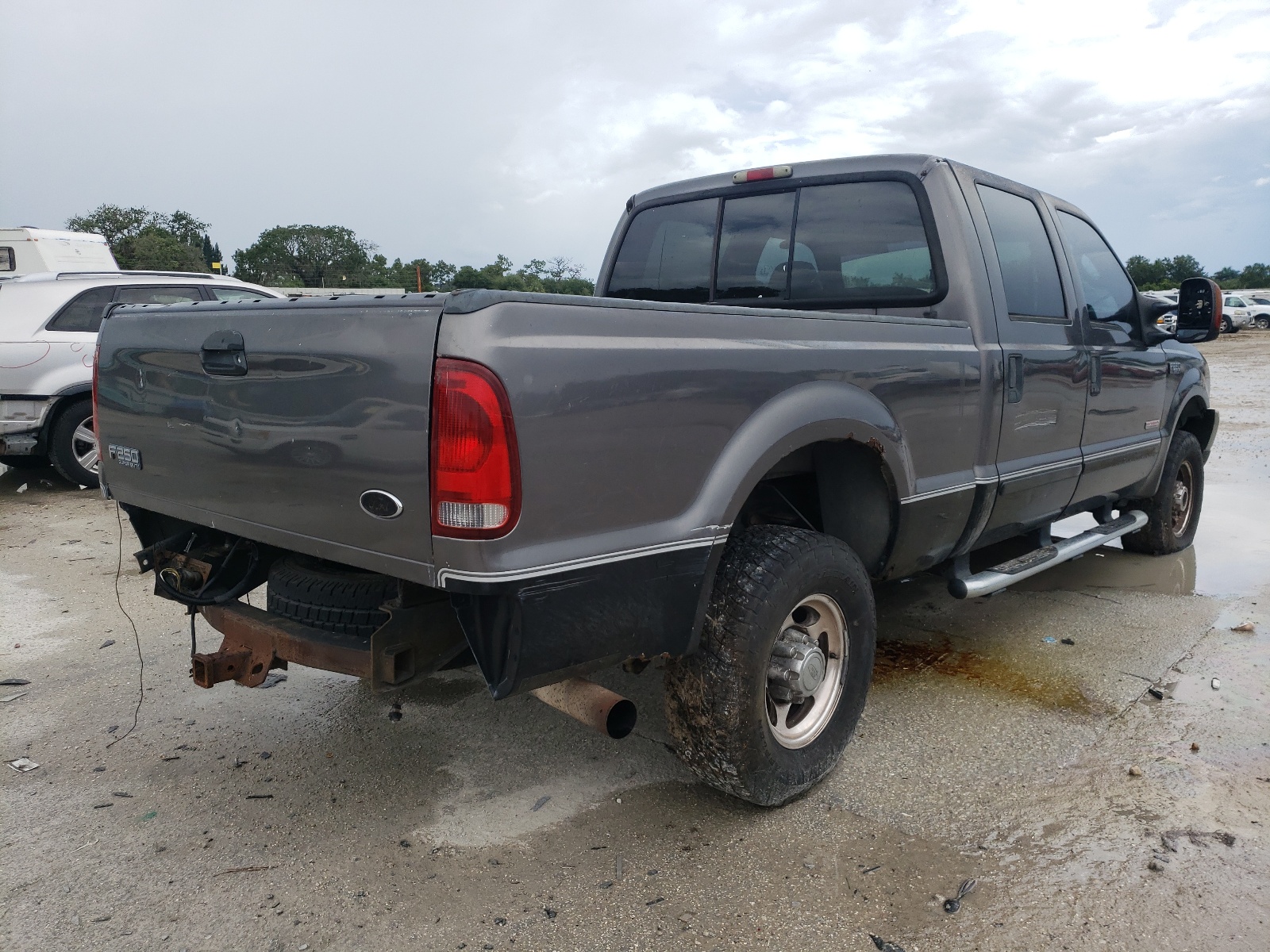 Photo 4 from auction – 2003 FORD F250 SUPER with VIN 1FTNW21P43ED38181