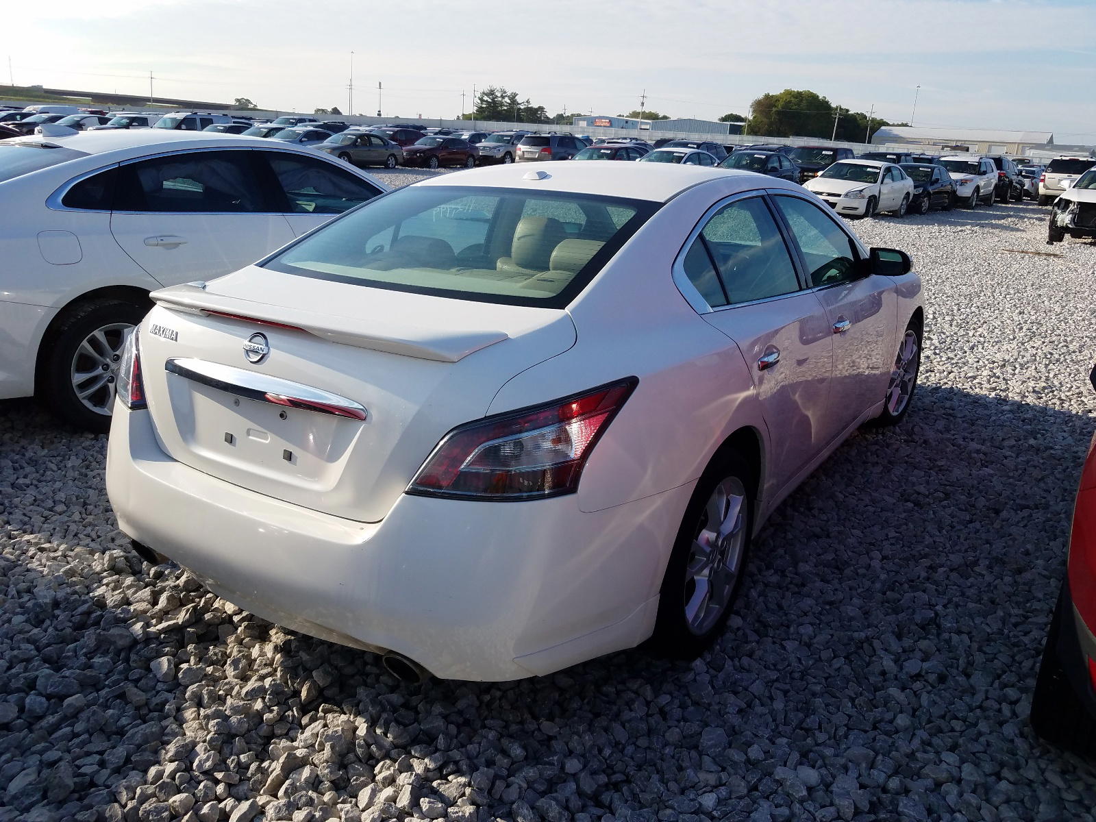 Photo 4 from auction – 2012 NISSAN MAXIMA S with VIN 1N4AA5AP9CC825327