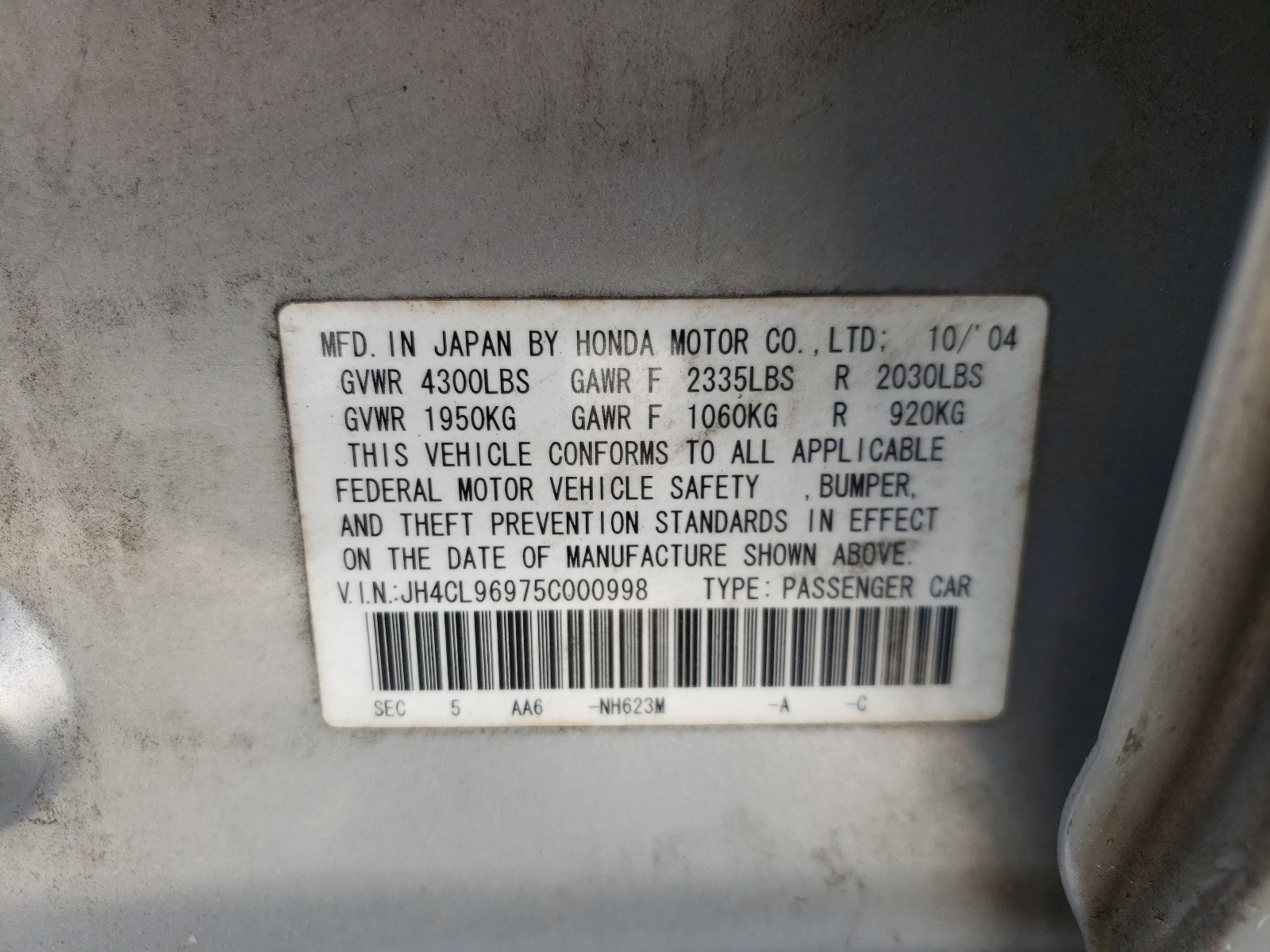 Photo 10 from auction – 2005 ACURA TSX with VIN JH4CL96975C000998