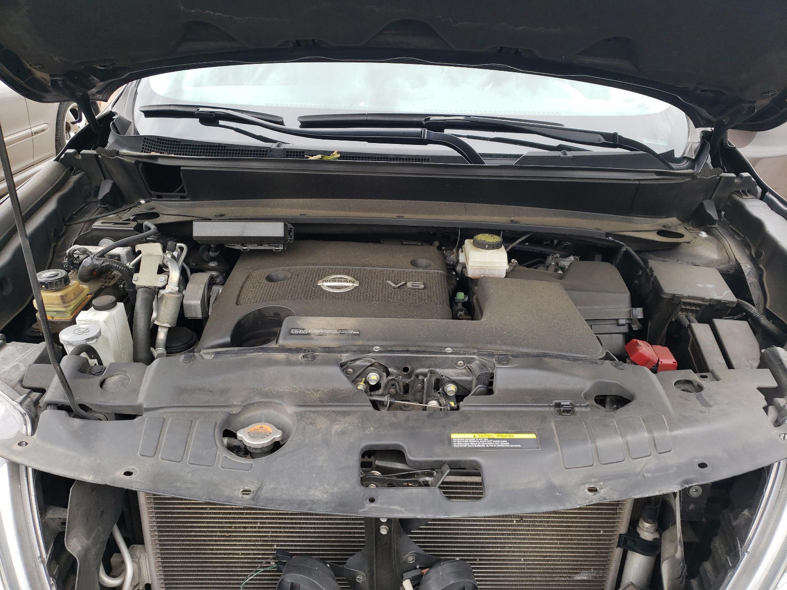 Photo 7 from auction – 2015 NISSAN PATHFINDER with VIN 5N1AR2MN1FC697953