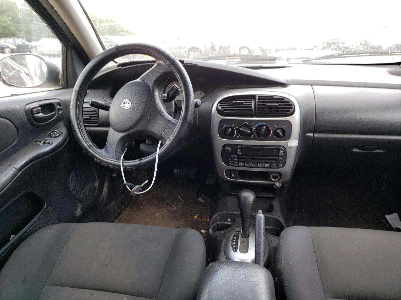 Photo 9 from auction – 2005 DODGE NEON SXT with VIN 1B3ES56C45D183886