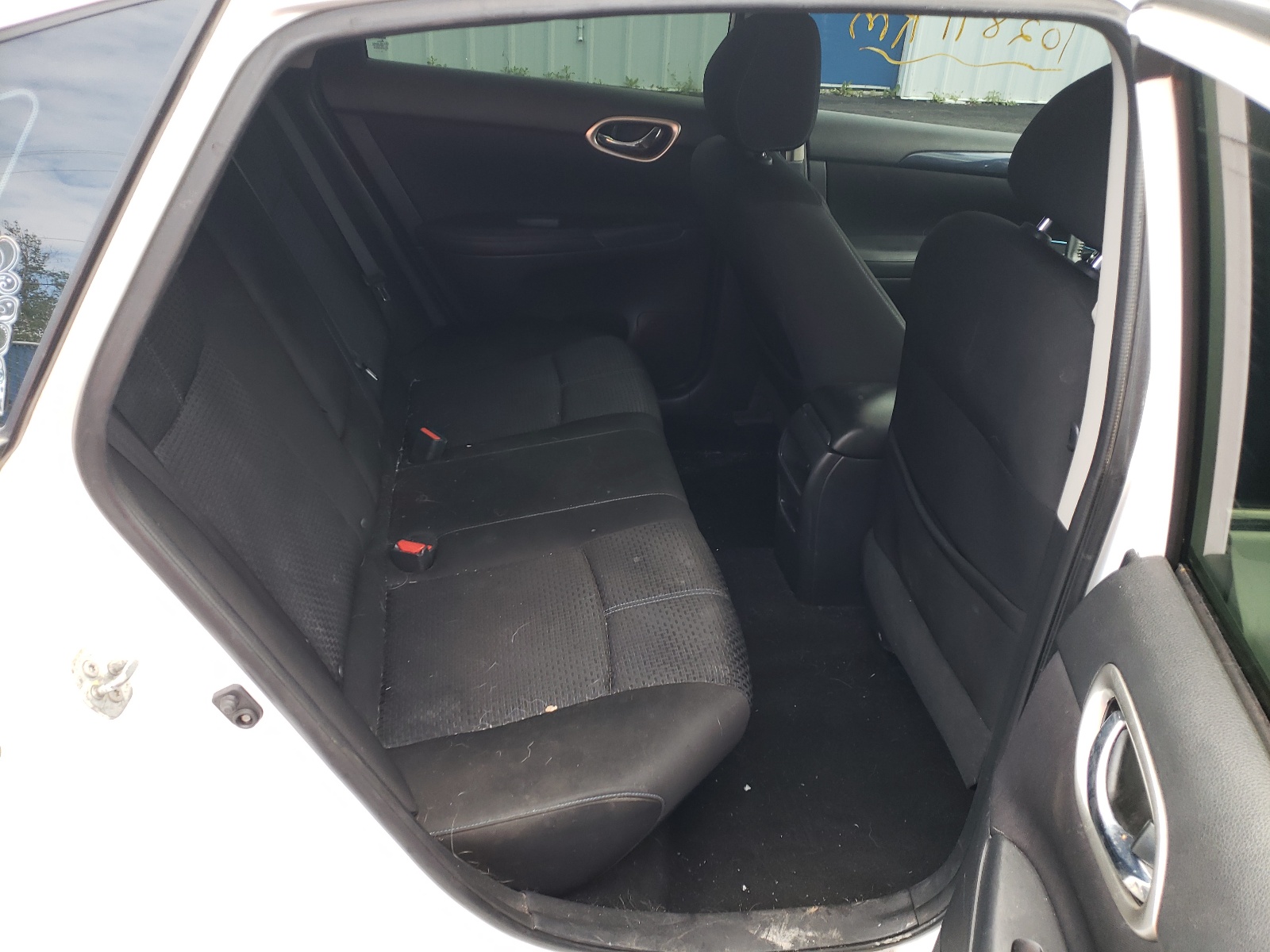Photo 6 from auction – 2017 NISSAN SENTRA SR with VIN 3N1CB7AP6HY204091