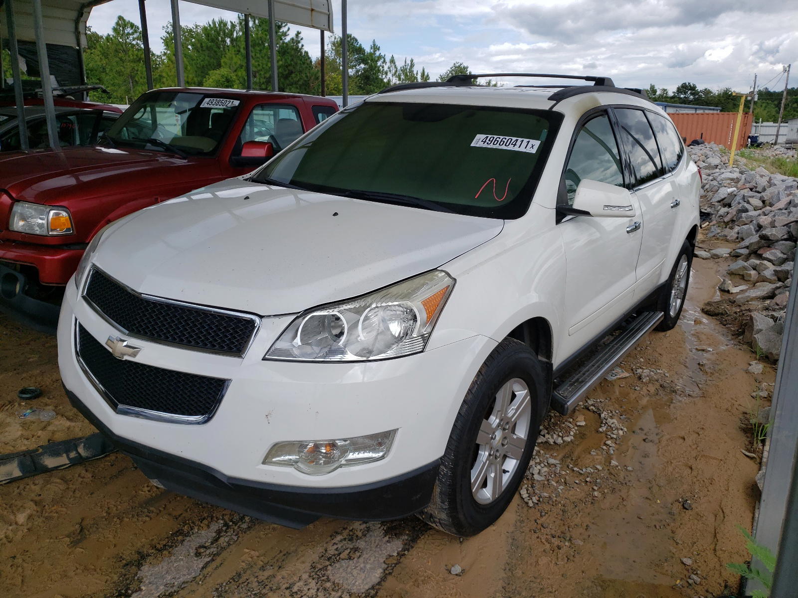 Photo 2 from auction – 2012 CHEVROLET TRAVERSE L with VIN 1GNKRGED0CJ250640