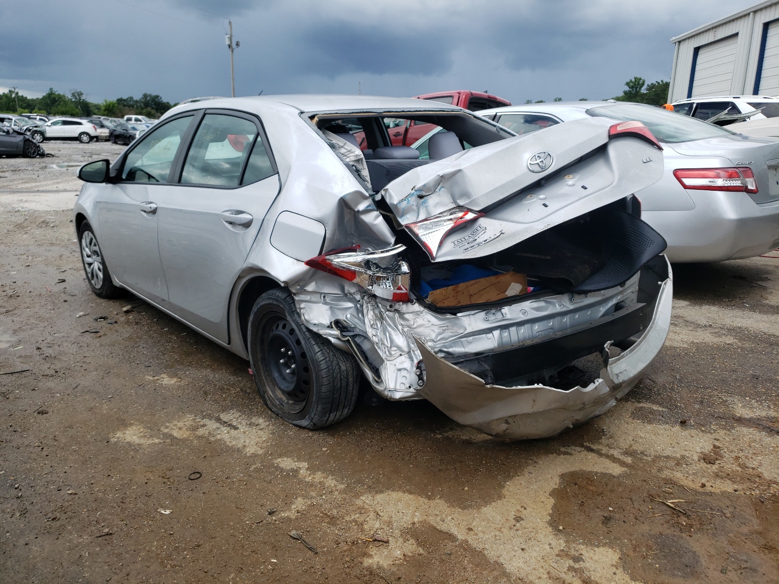 Photo 3 from auction – 2017 TOYOTA COROLLA L with VIN 2T1BURHE3HC754190