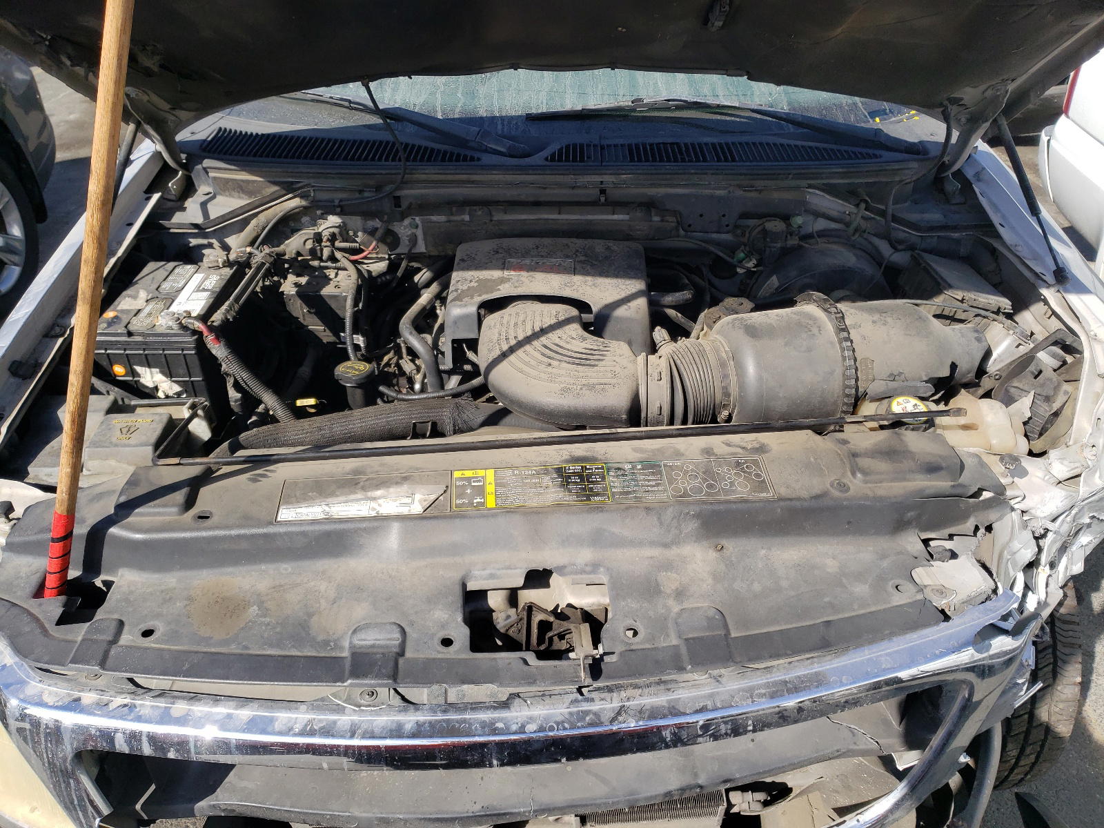 Photo 7 from auction – 2002 FORD F150 with VIN 1FTRX17L32NB65054
