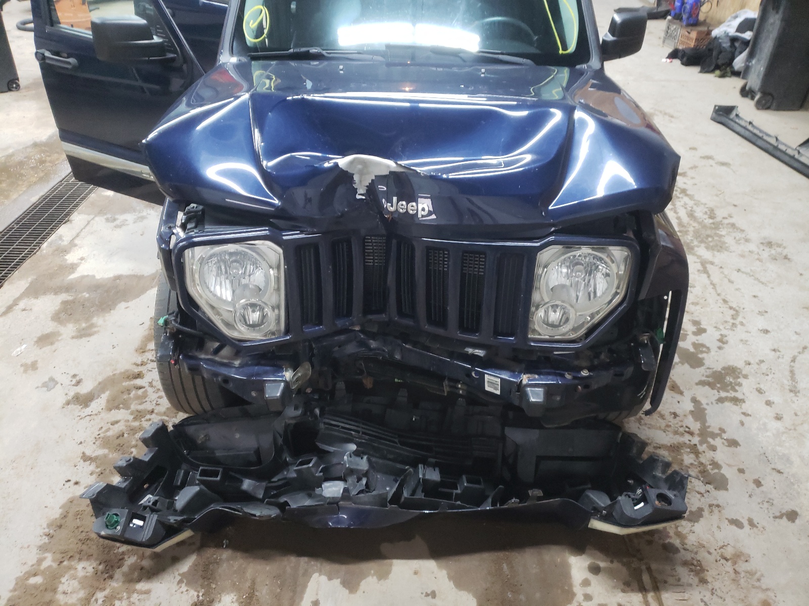 Photo 7 from auction – 2012 JEEP LIBERTY SP with VIN 1C4PJMAK7CW206517