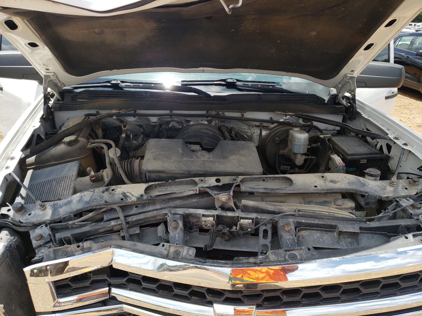 Photo 7 from auction – 2014 CHEVROLET SILVERADO with VIN 3GCUKPEH7EG240331