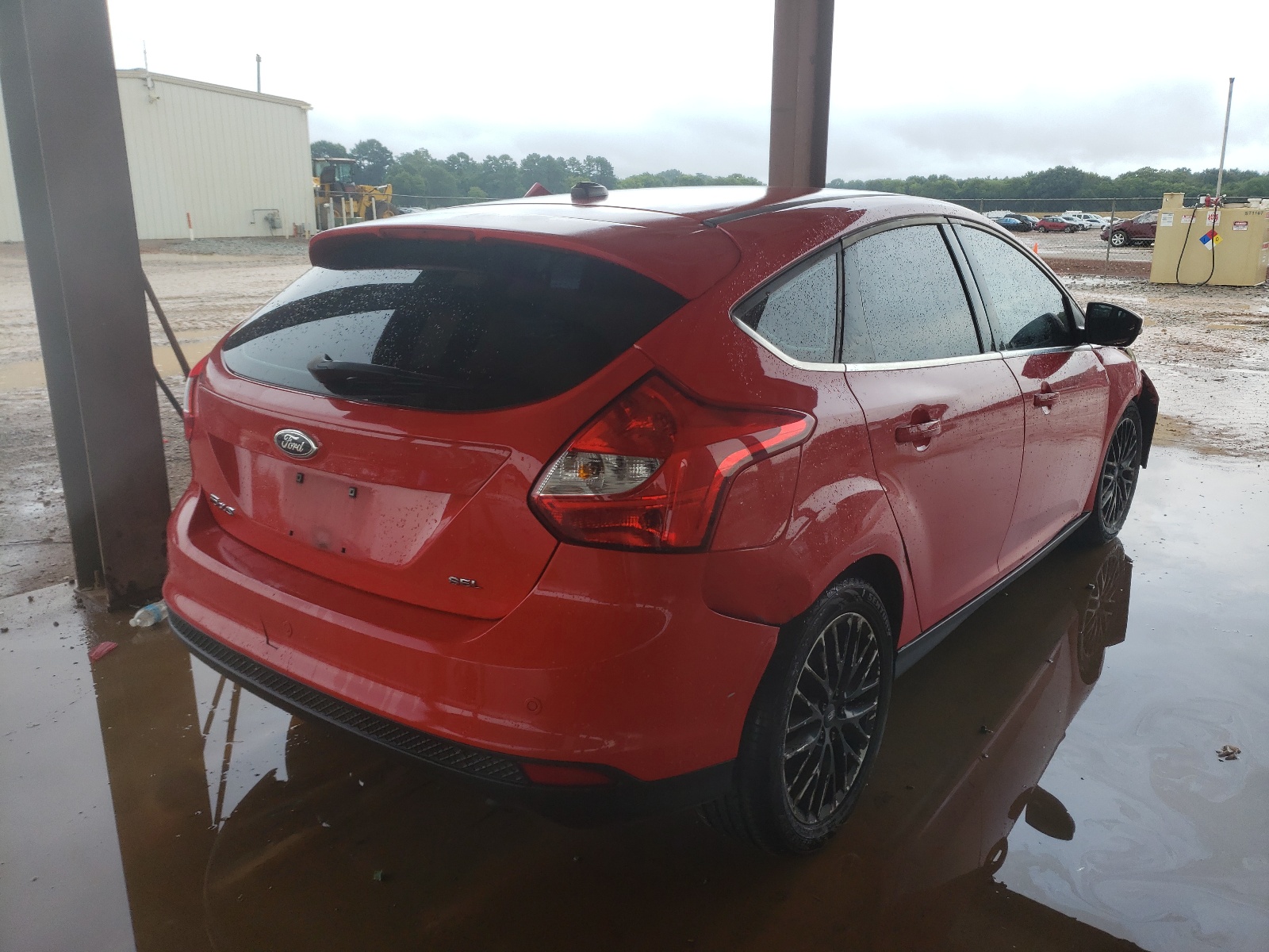 Foto 4 de la subasta – 2012 FORD FOCUS SEL con VIN 1FAHP3M26CL193128
