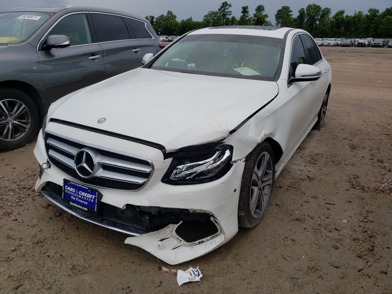 Photo 15 from auction – 2017 MERCEDES-BENZ E 300 with VIN WDDZF4JB3HA079799