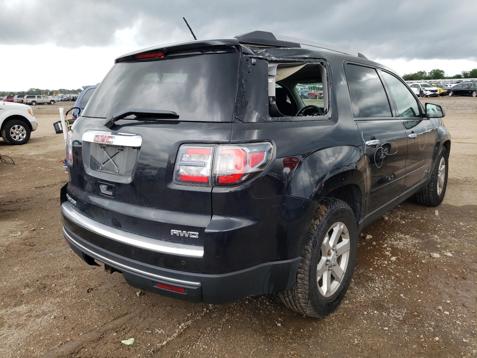Photo 4 from auction – 2014 GMC ACADIA SLE with VIN 1GKKVPKD0EJ368929