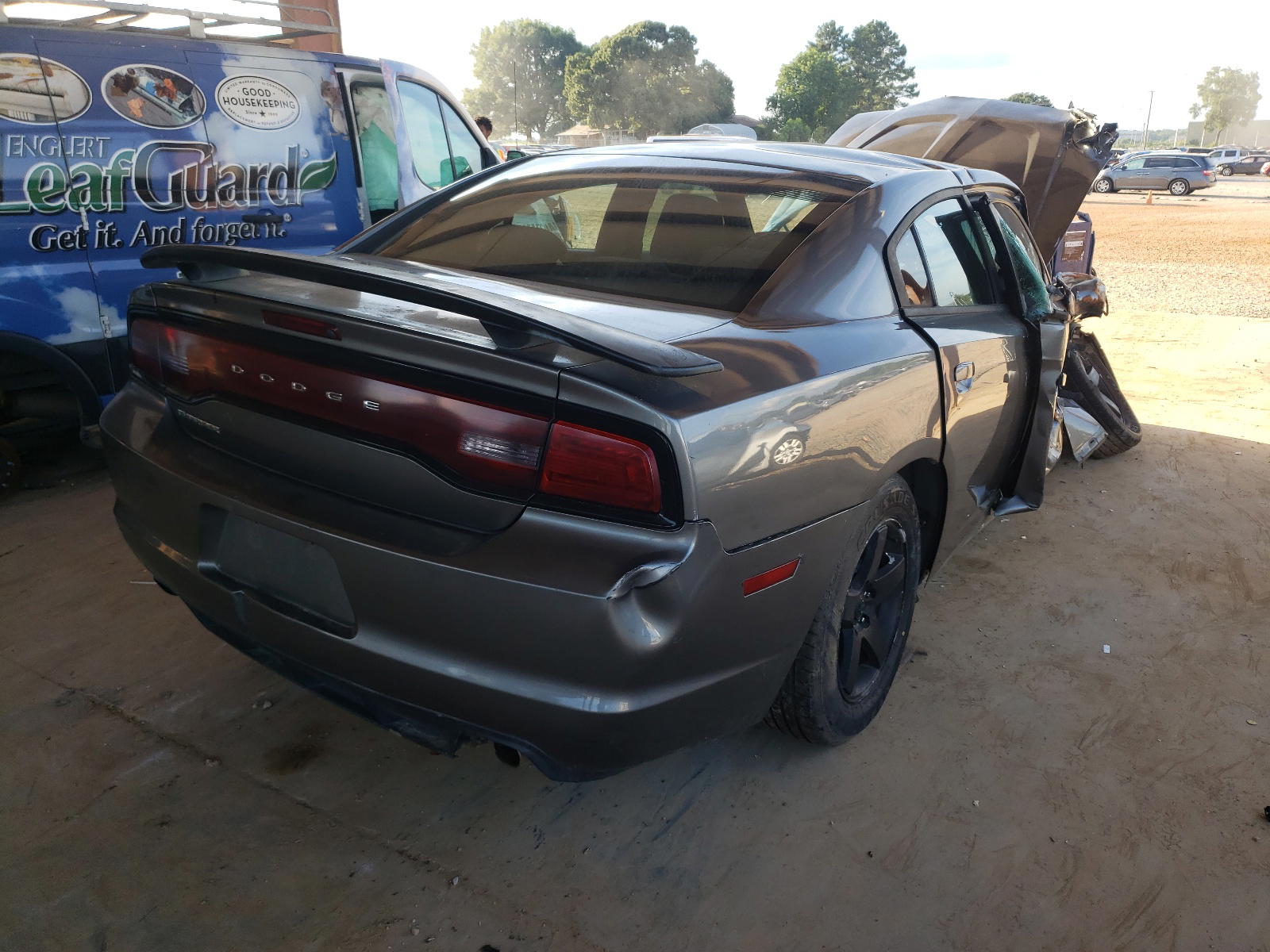 Photo 4 from auction – 2011 DODGE CHARGER with VIN 2B3CL3CG2BH577188