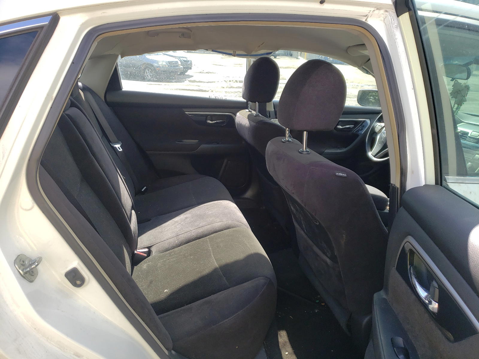 Photo 6 from auction – 2013 NISSAN ALTIMA with VIN 1N4AL3AP5DC229874
