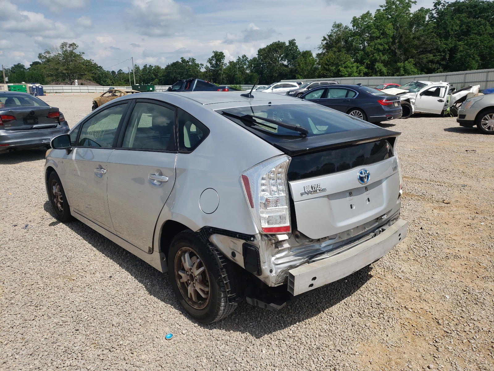 Photo 3 from auction – 2011 TOYOTA PRIUS with VIN JTDKN3DU5B0256064