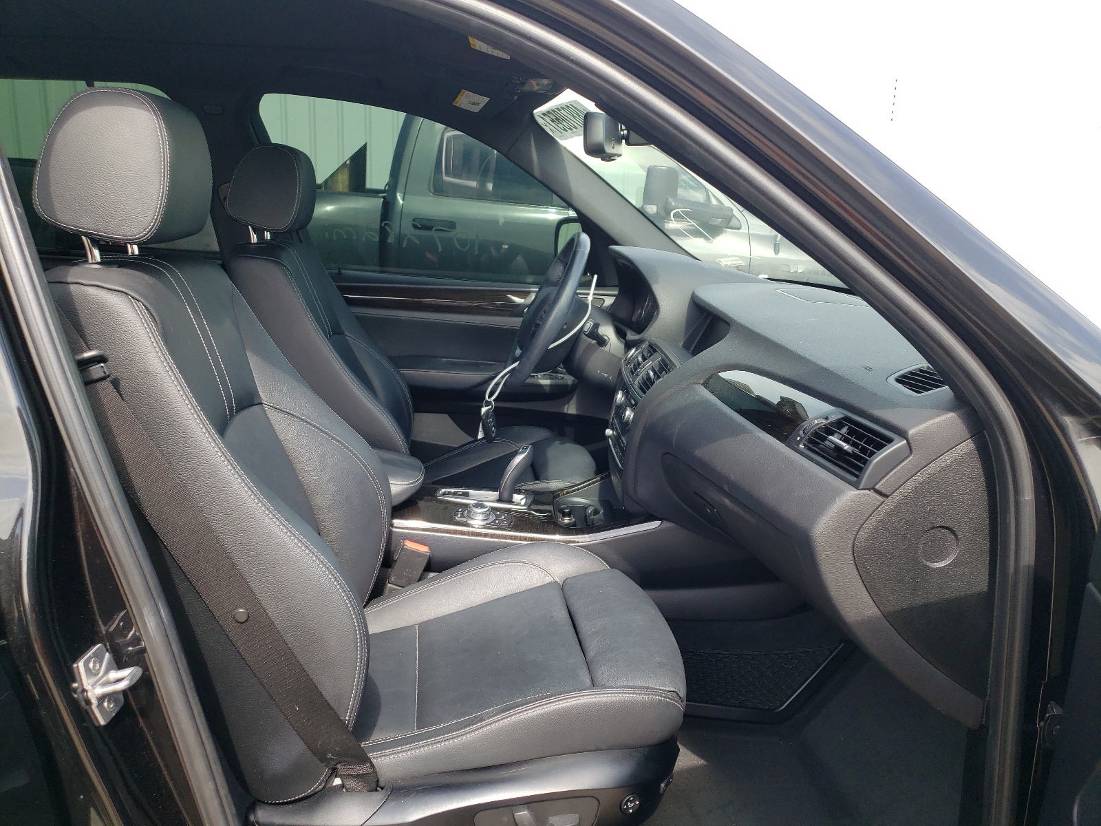 Photo 5 from auction – 2012 BMW X3 XDRIVE2 with VIN 5UXWX5C54CL729002