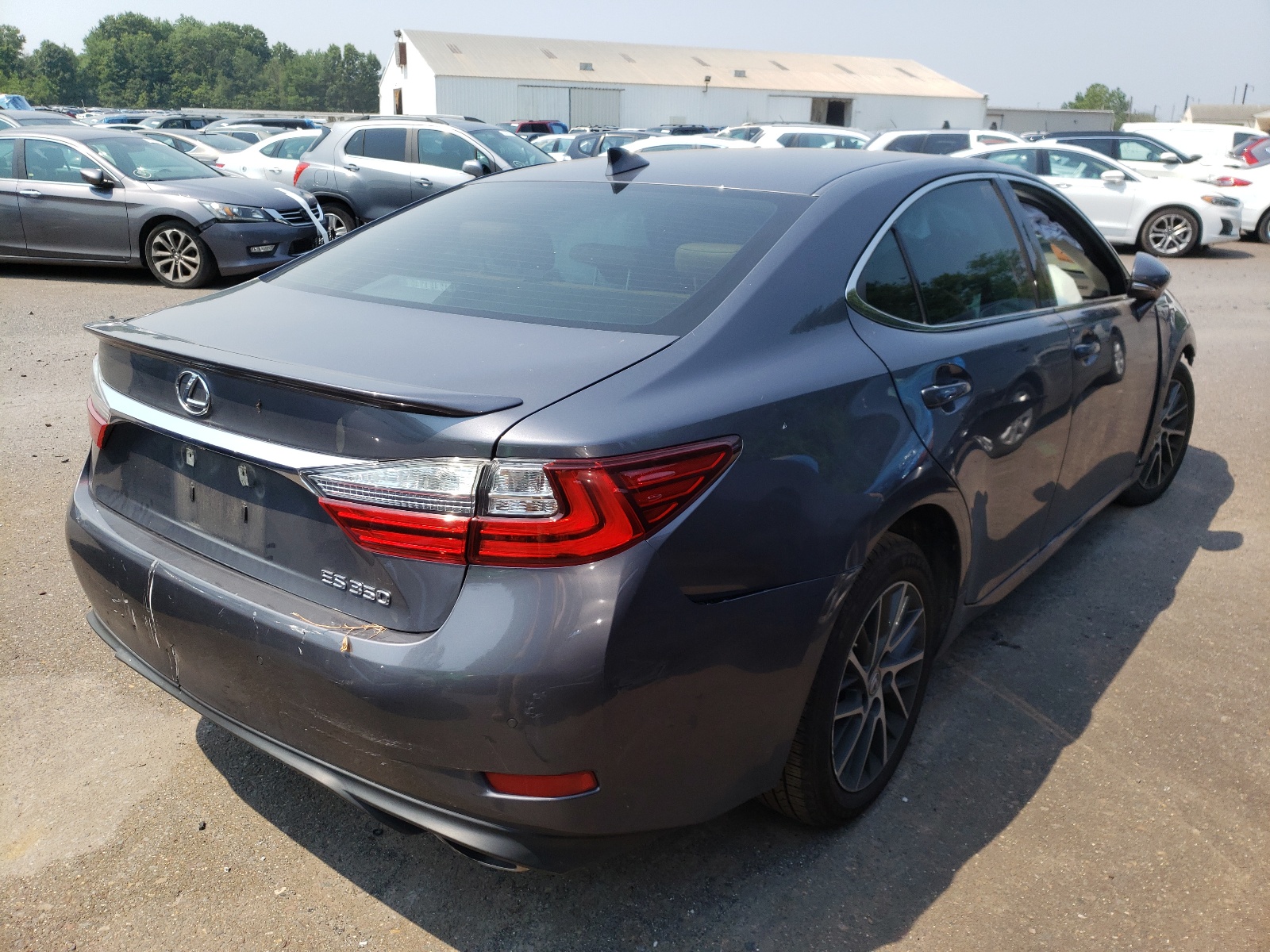 Photo 4 from auction – 2017 LEXUS ES 350 with VIN 58ABK1GG5HU069531