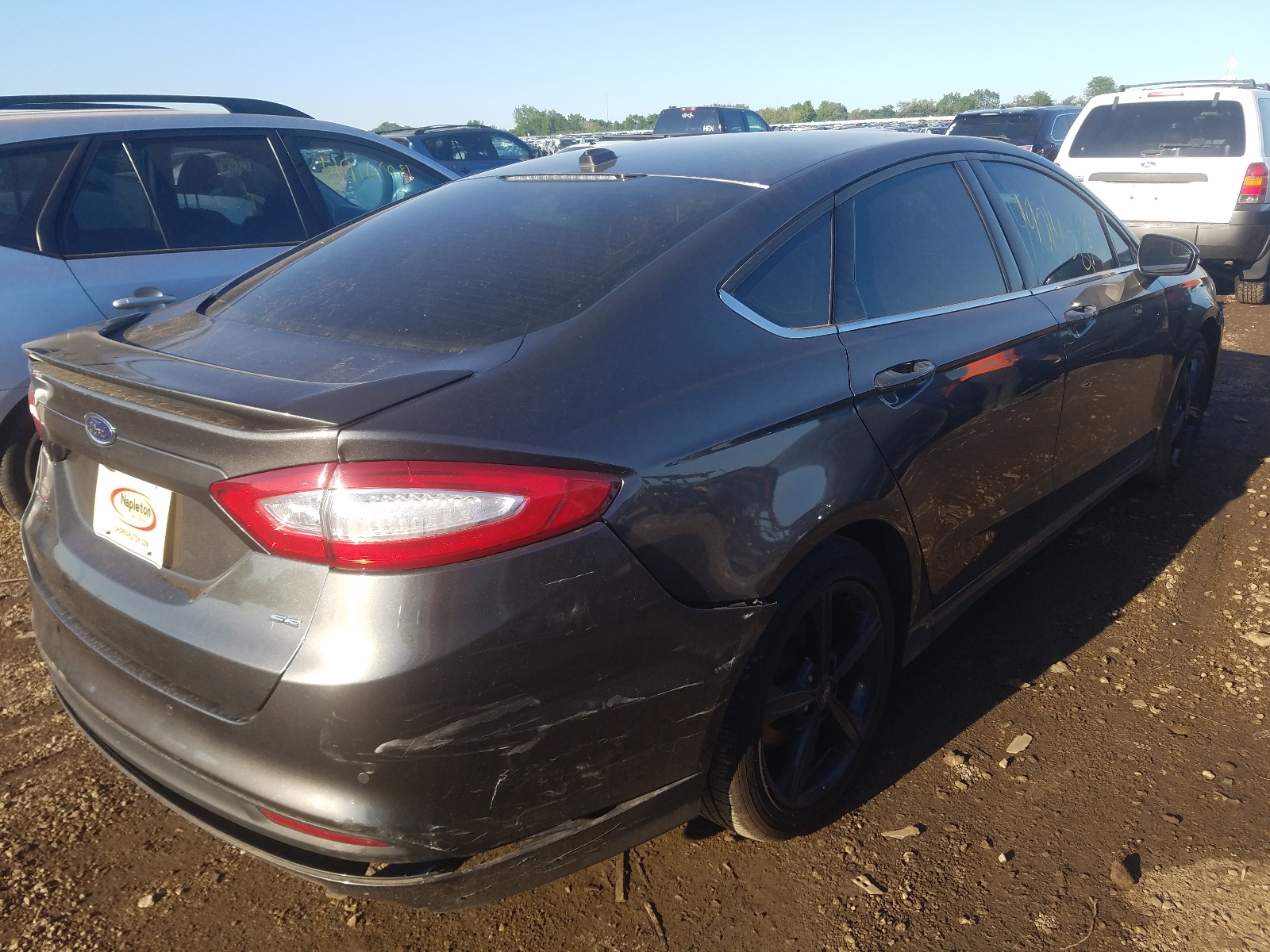 Photo 4 from auction – 2016 FORD FUSION SE with VIN 3FA6P0H79GR395139