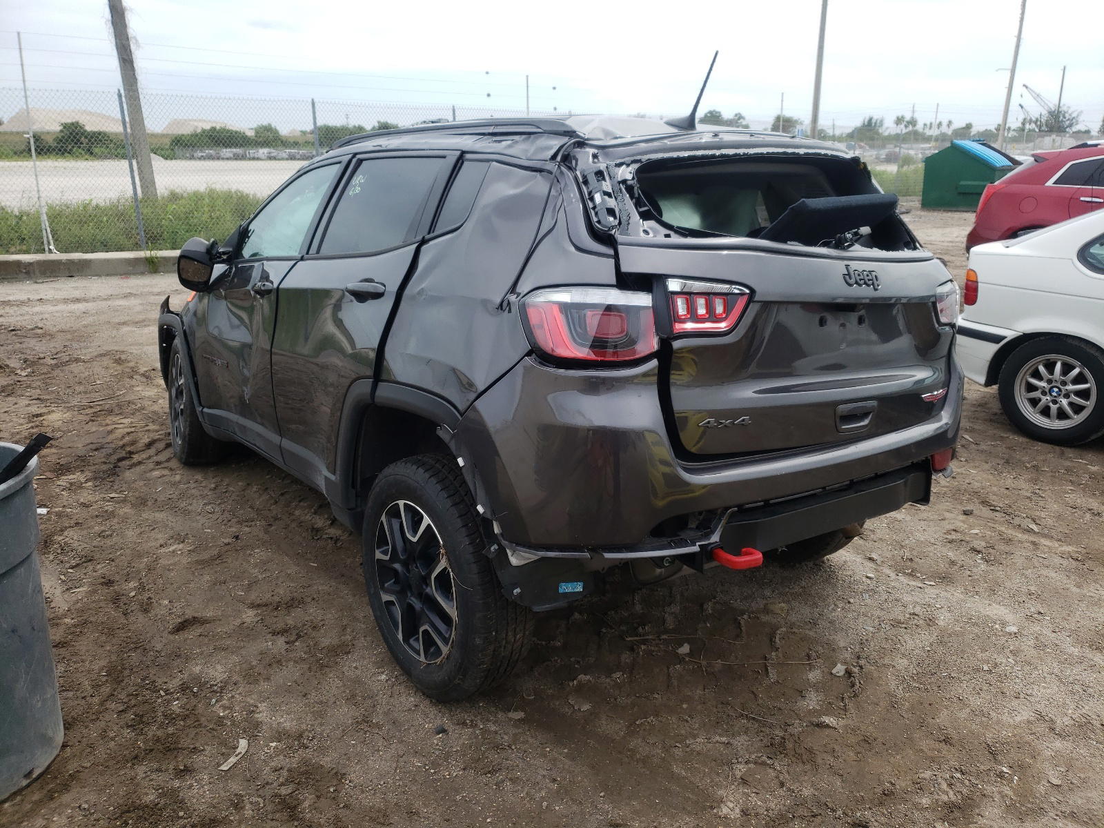 Photo 3 from auction – 2020 JEEP COMPASS TR with VIN 3C4NJDDB9LT171570