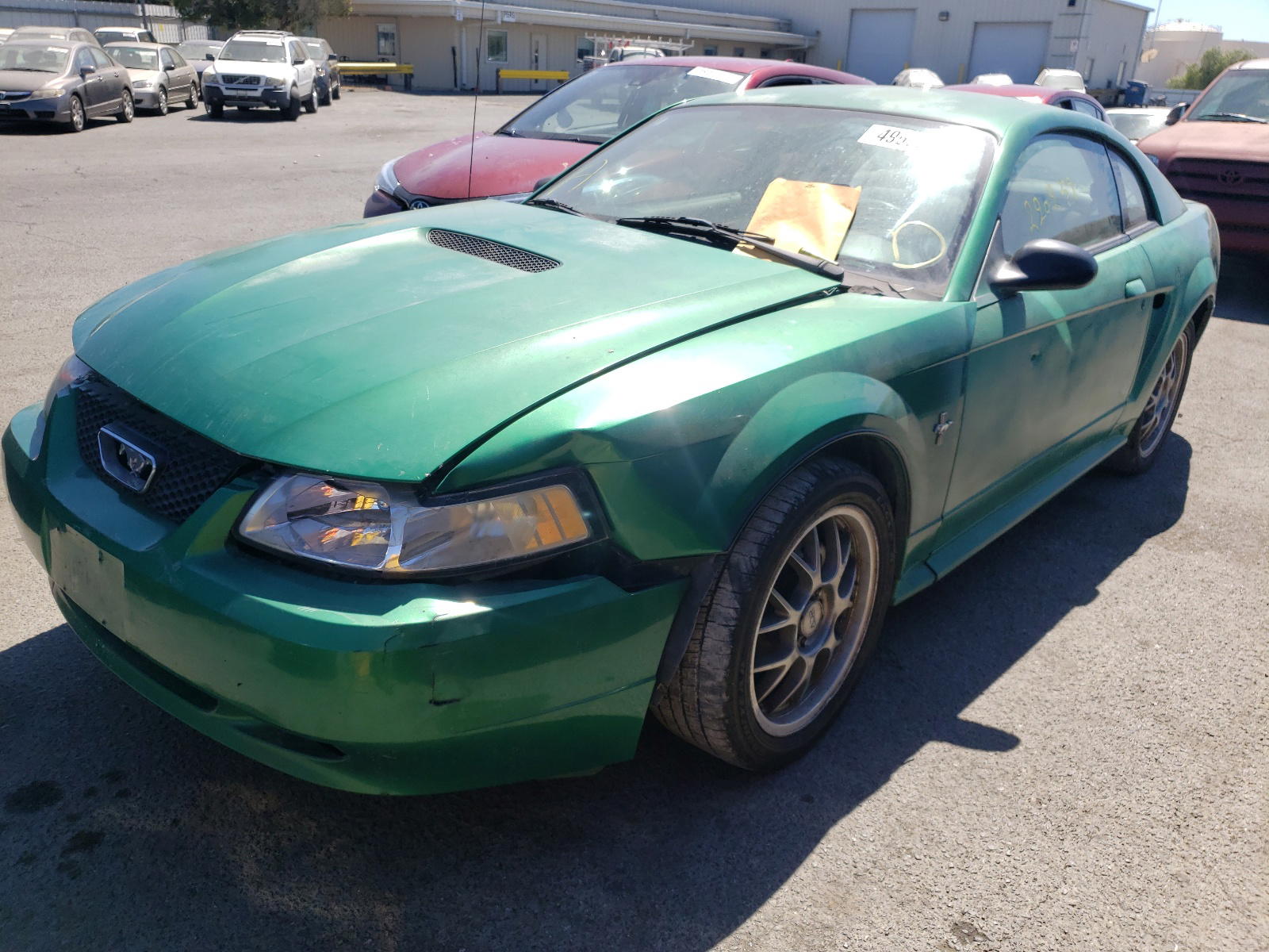 Photo 2 from auction – 2000 FORD MUSTANG with VIN 1FAFP4044YF184227