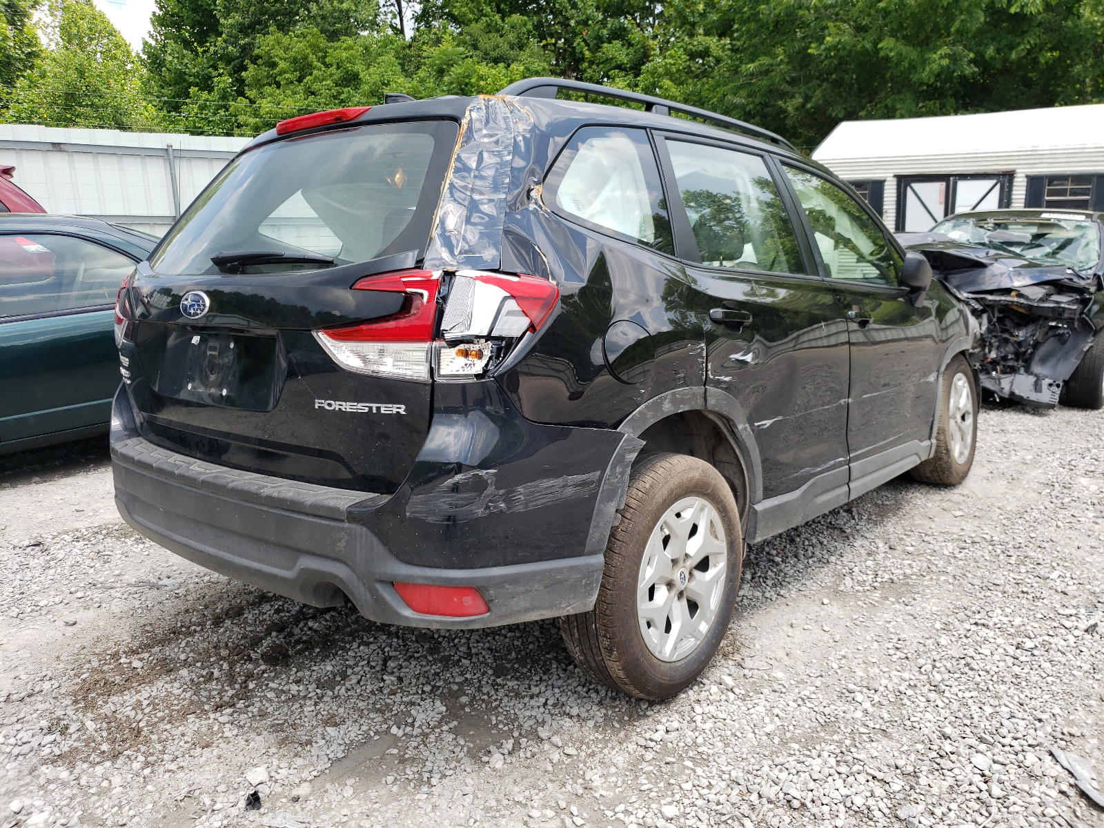 Photo 4 from auction – 2021 SUBARU FORESTER with VIN JF2SKADC4MH452670