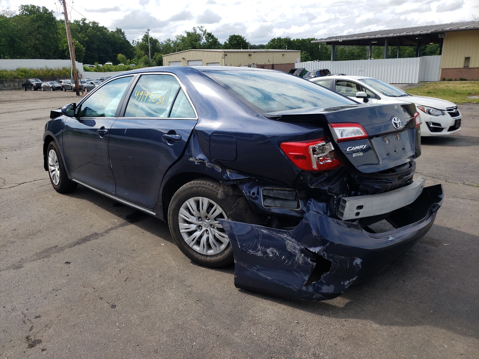 Photo 3 from auction – 2014 TOYOTA CAMRY L with VIN 4T1BF1FK9EU844197