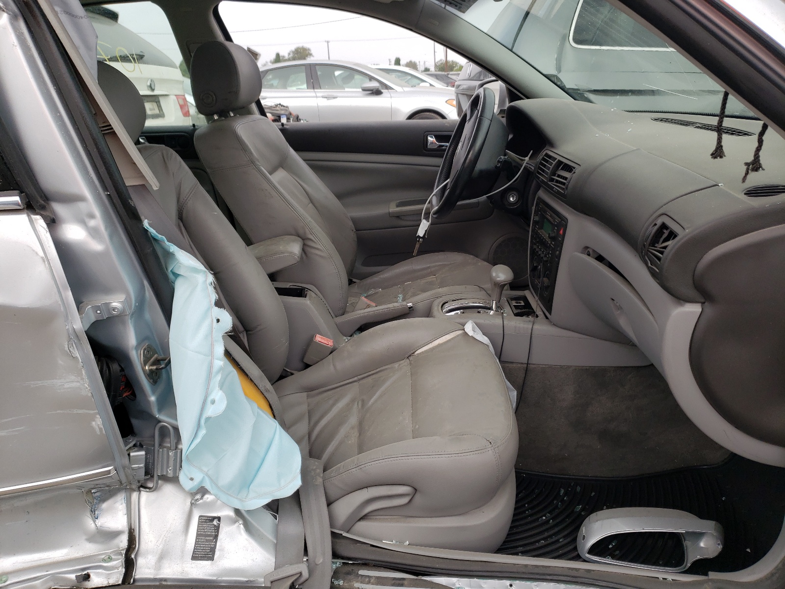 Photo 5 from auction – 2002 VOLKSWAGEN PASSAT GLS with VIN WVWPD63B12P446123