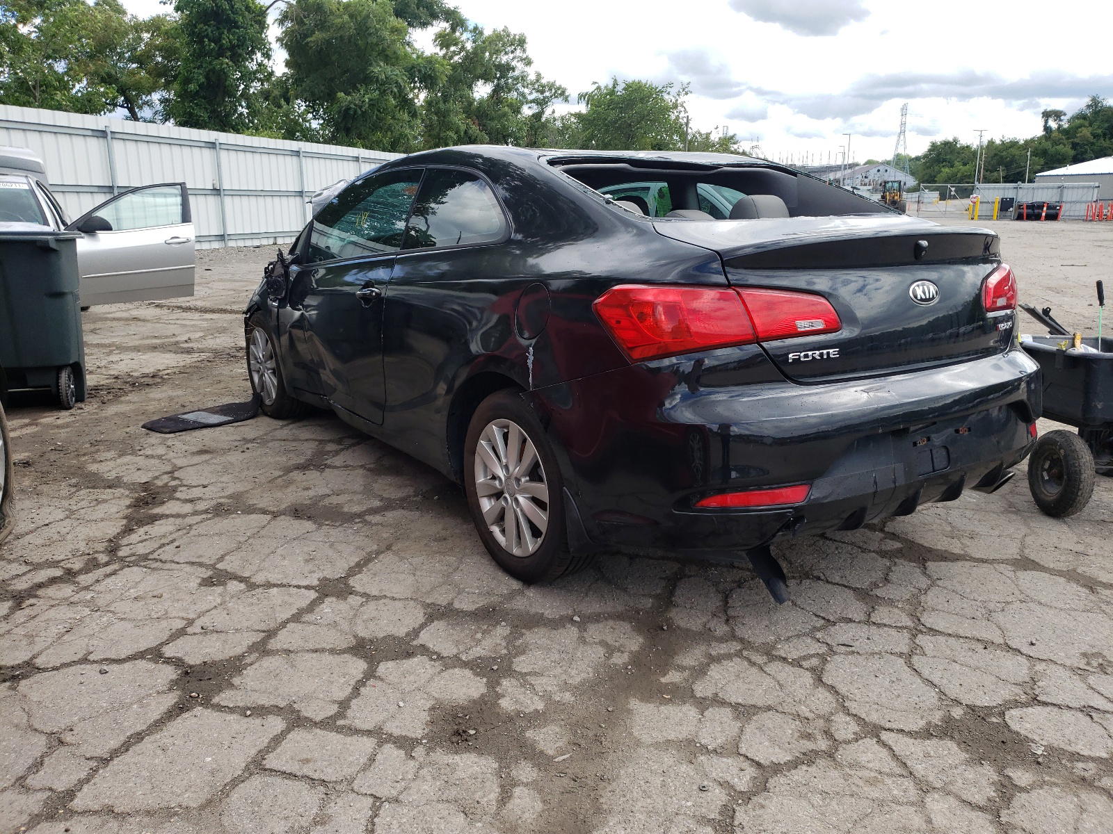 Photo 3 from auction – 2014 KIA FORTE EX with VIN KNAFX6A89E5202534