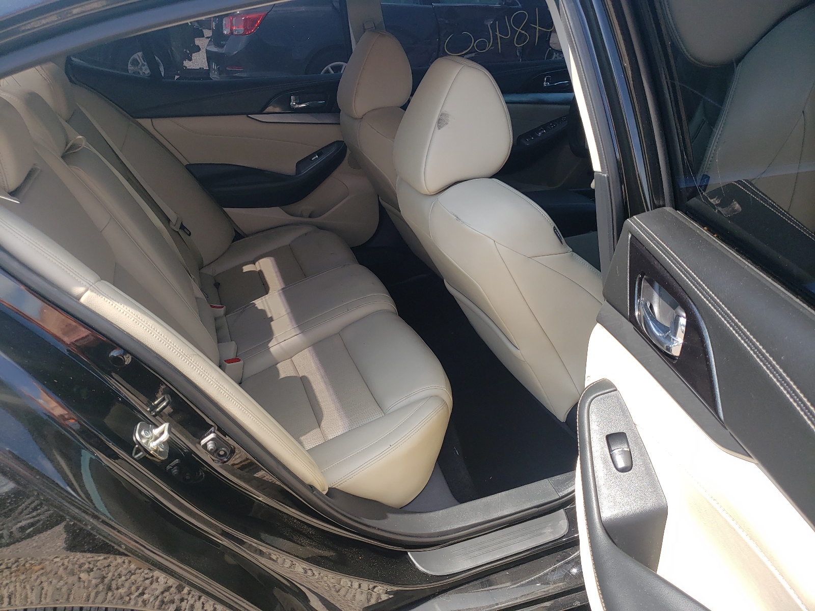 Photo 6 from auction – 2018 NISSAN MAXIMA 3.5 with VIN 1N4AA6AP9JC389968