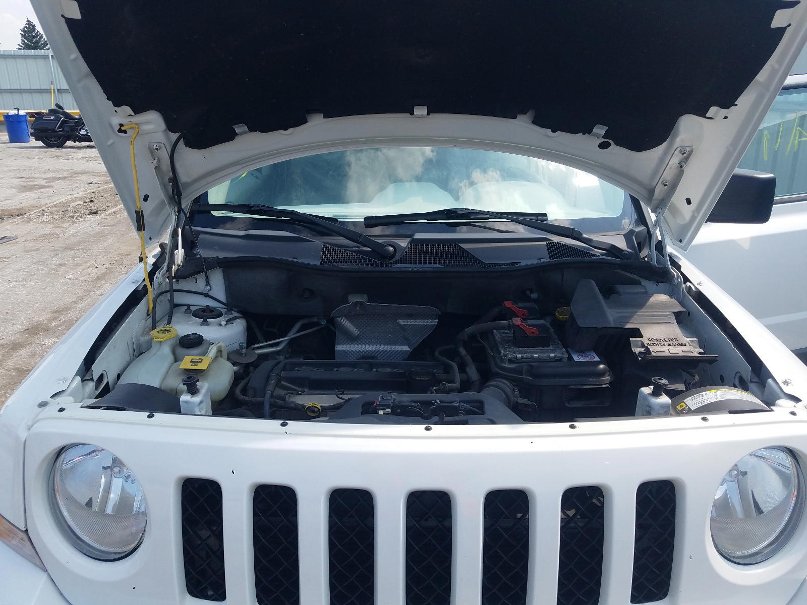 Photo 7 from auction – 2012 JEEP PATRIOT LA with VIN 1C4NJPFA8CD509892