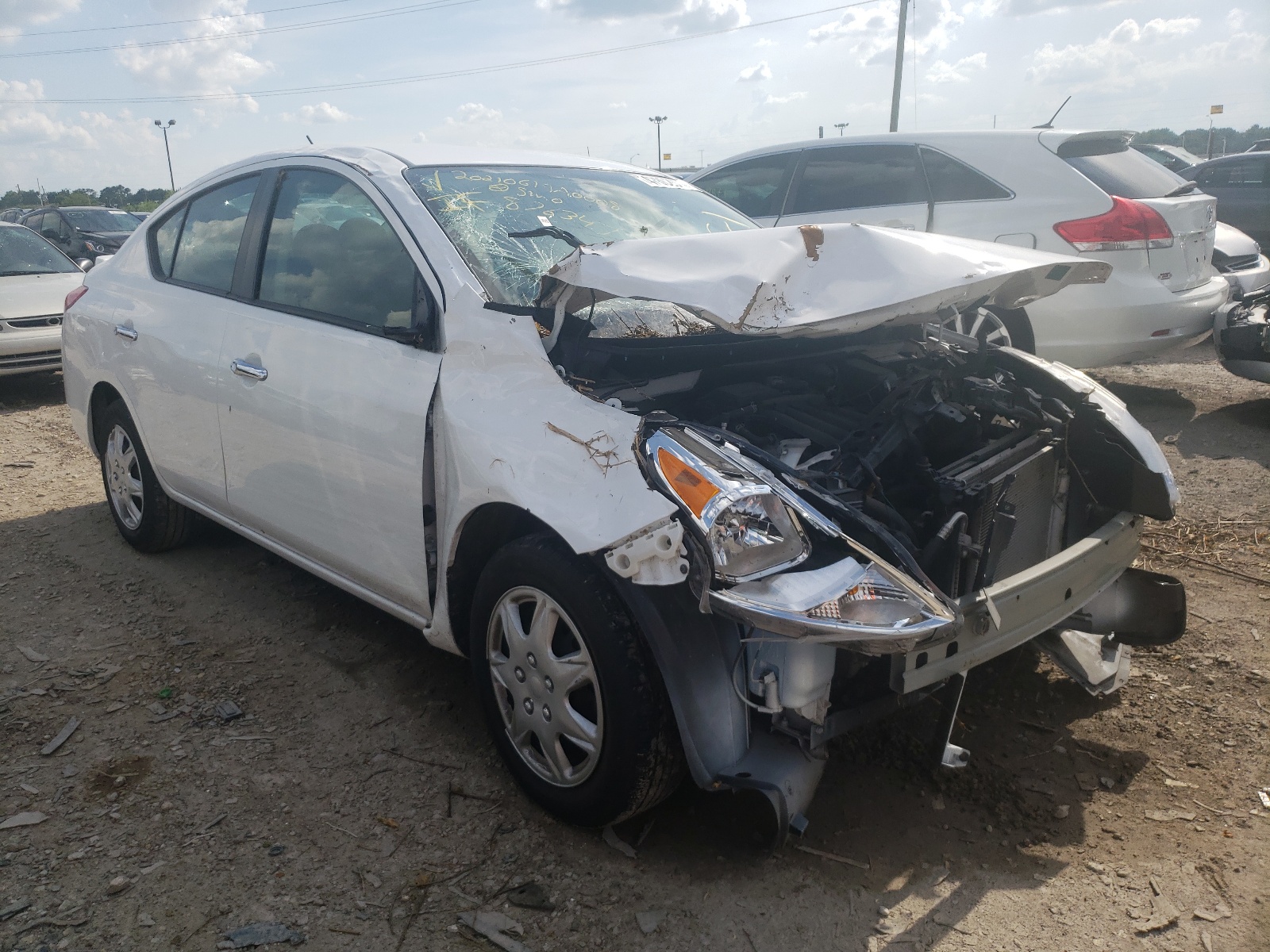 NISSAN VERSA S 2019 with VIN 3N1CN7AP5KL876347 - Photo from auction