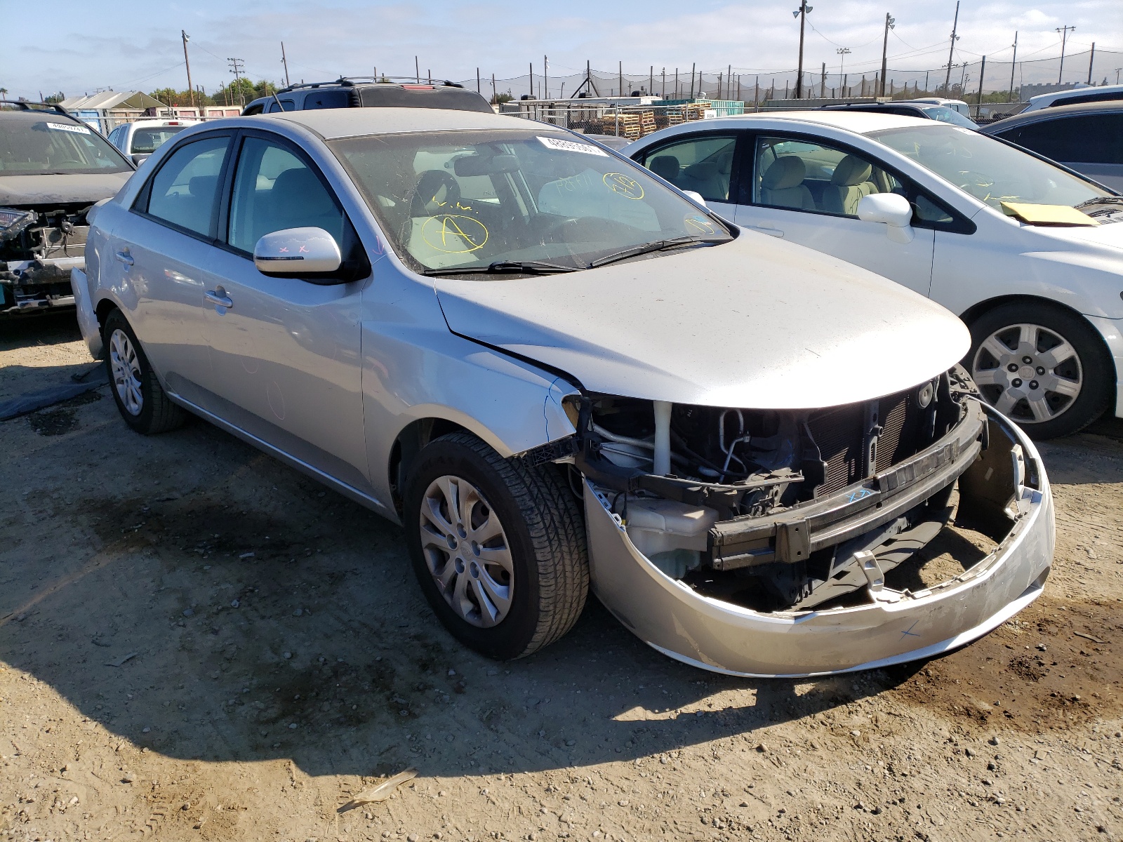 Фото 1 с аукциона – 2012 KIA FORTE EX с VIN KNAFU4A23C5565580