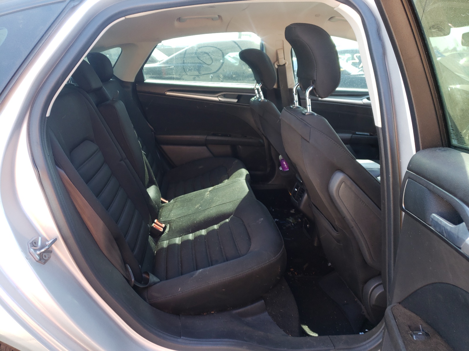 Photo 6 from auction – 2014 FORD FUSION SE with VIN 3FA6P0LU7ER379659