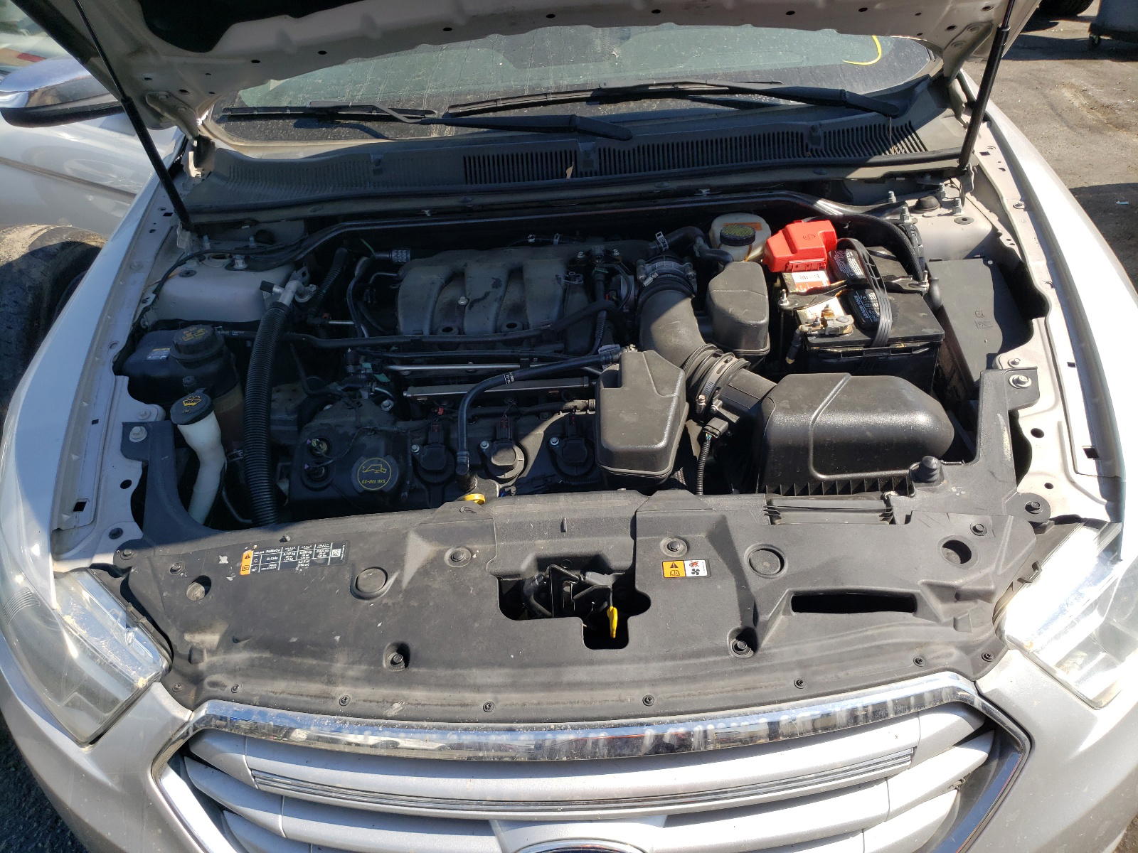 Photo 7 from auction – 2015 FORD TAURUS LIM with VIN 1FAHP2F86FG171056