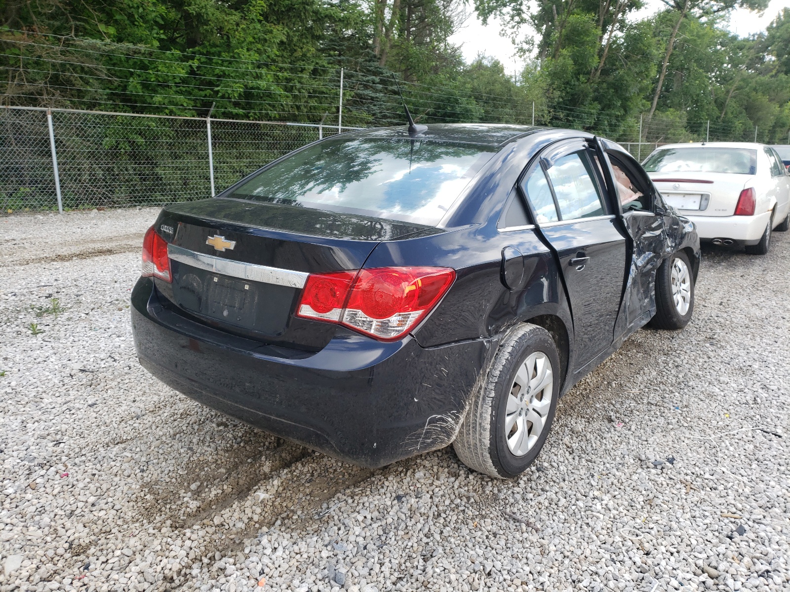 Photo 4 from auction – 2012 CHEVROLET CRUZE LS with VIN 1G1PC5SH9C7126609