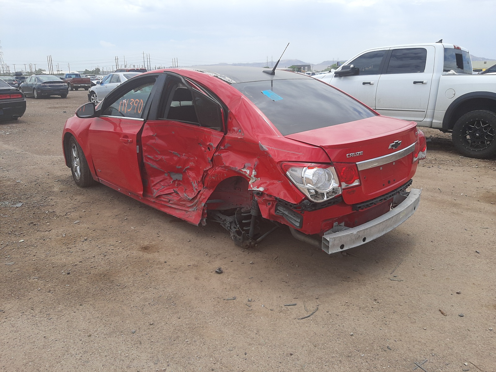 Photo 3 from auction – 2014 CHEVROLET CRUZE LT with VIN 1G1PC5SB6E7309772