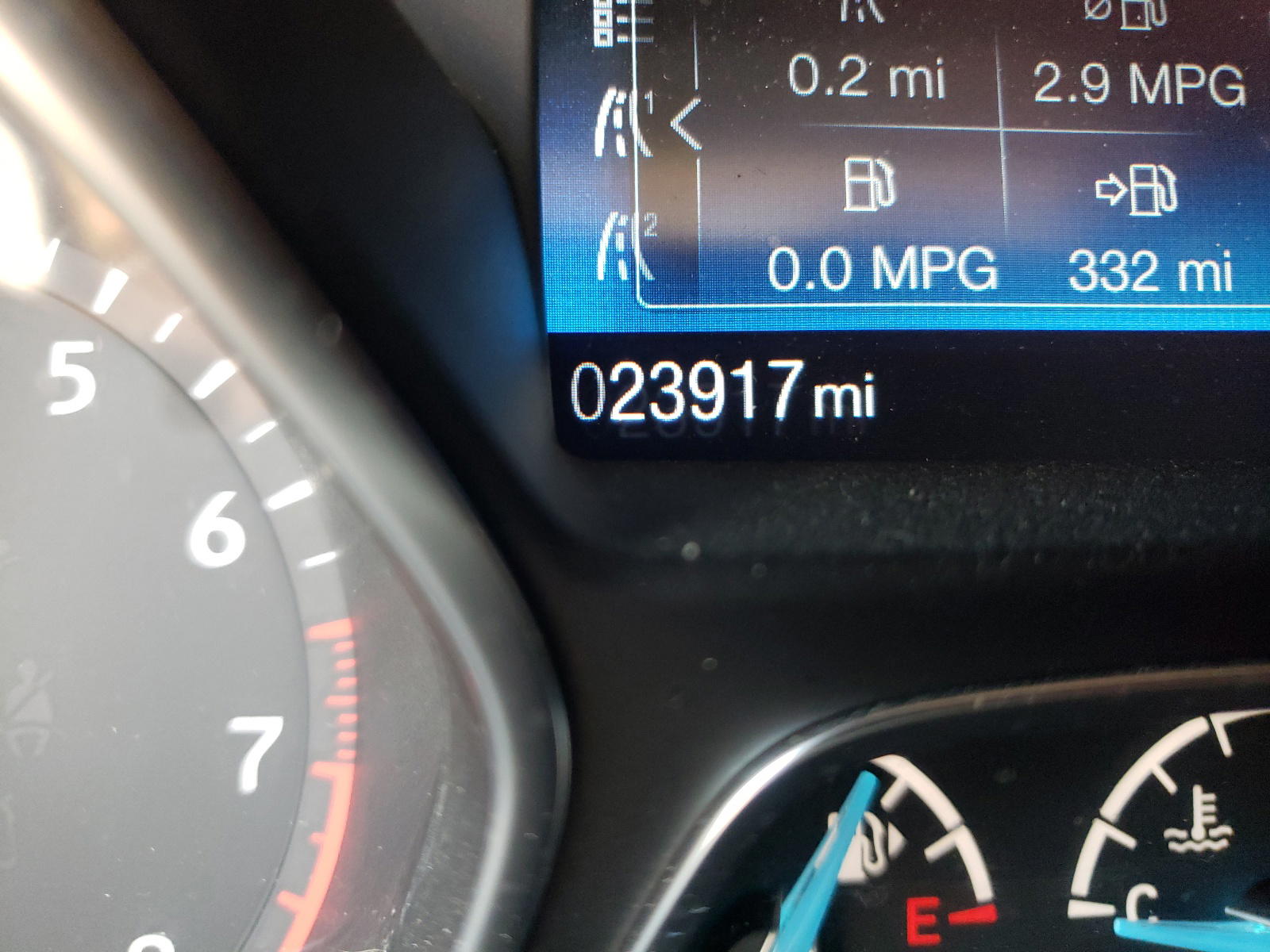 Photo 8 from auction – 2018 FORD FOCUS S with VIN 1FADP3E22JL245526