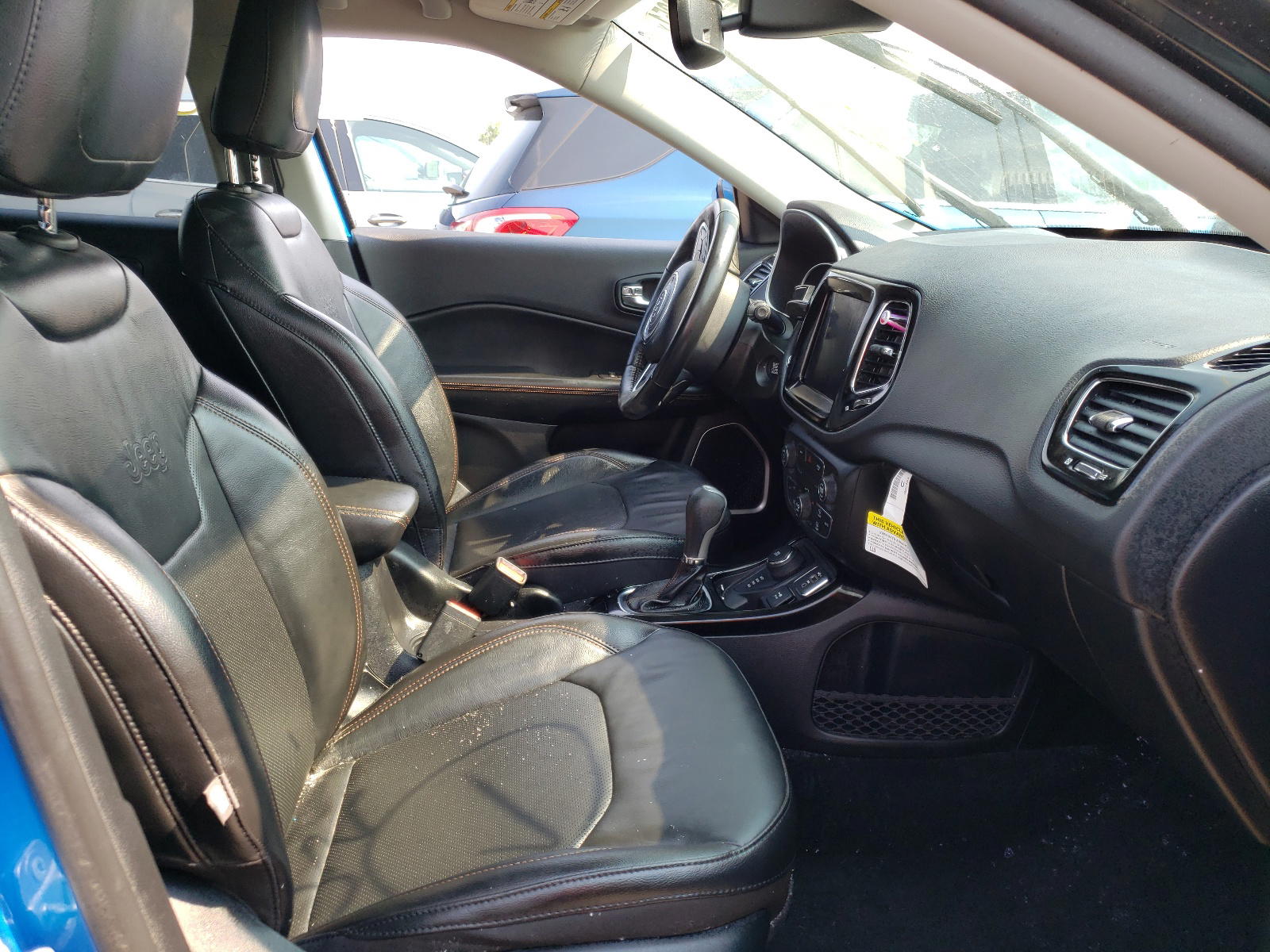 Photo 5 from auction – 2019 JEEP COMPASS LI with VIN 3C4NJDCBXKT828330