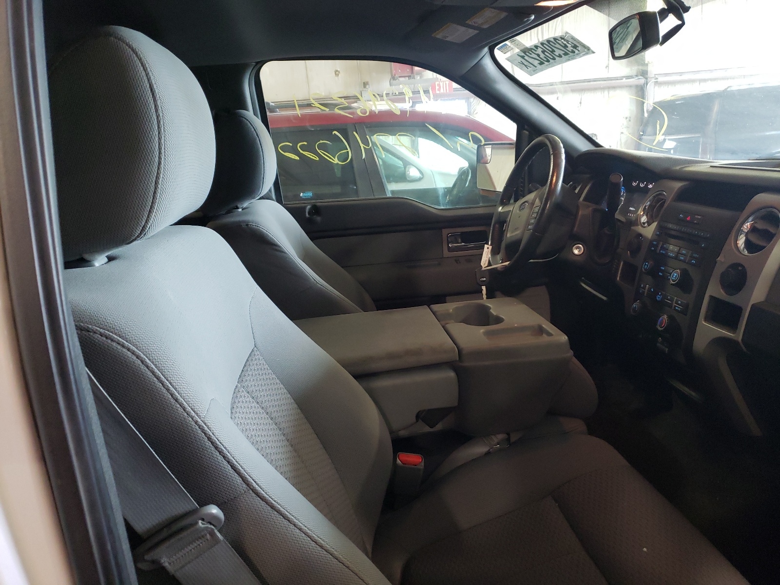 Photo 5 from auction – 2011 FORD F150 SUPER with VIN 1FTFW1ETXBKD65150