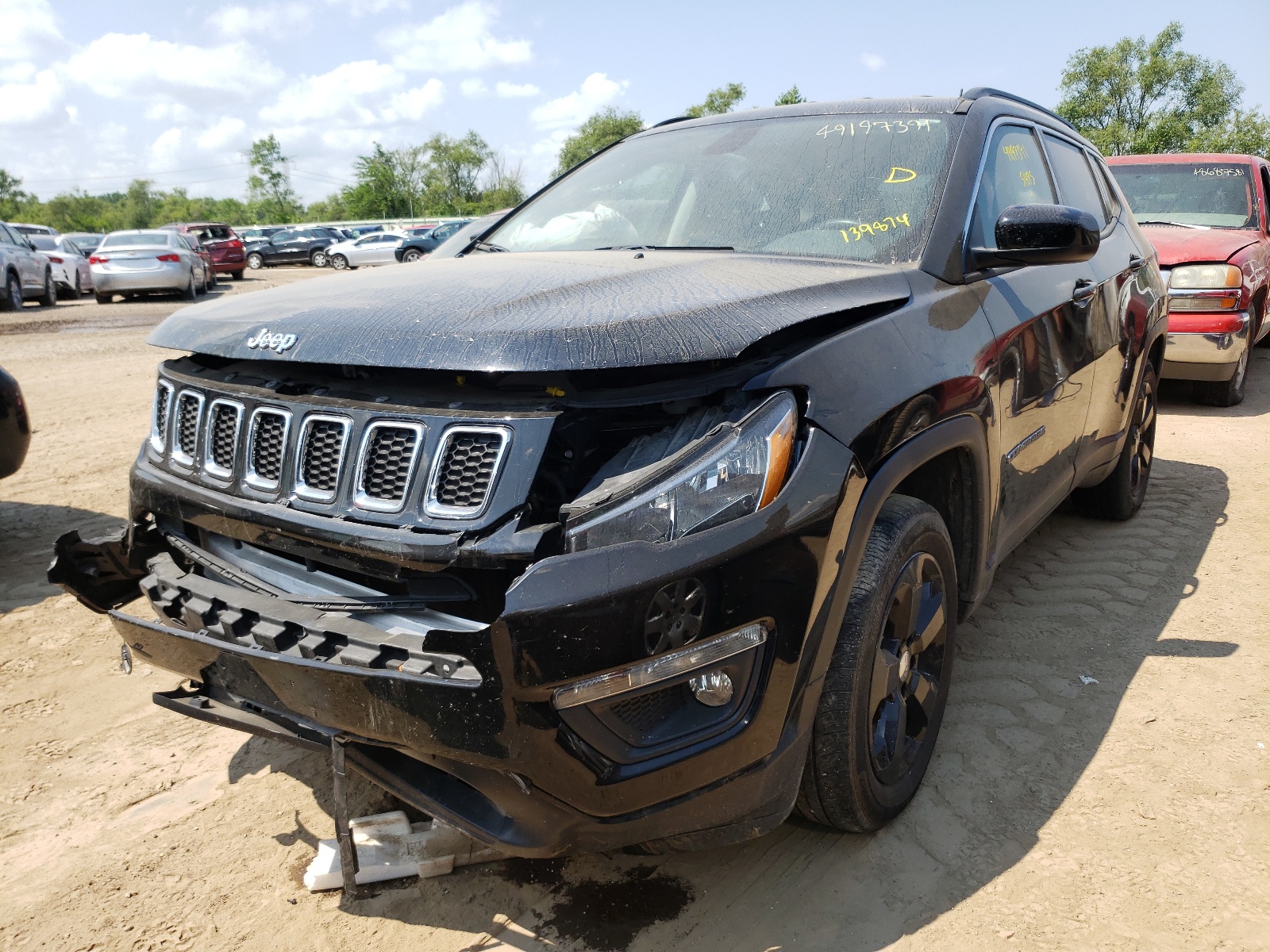 Фото 2 с аукциона – 2018 JEEP COMPASS LA с VIN 3C4NJCBB9JT139874