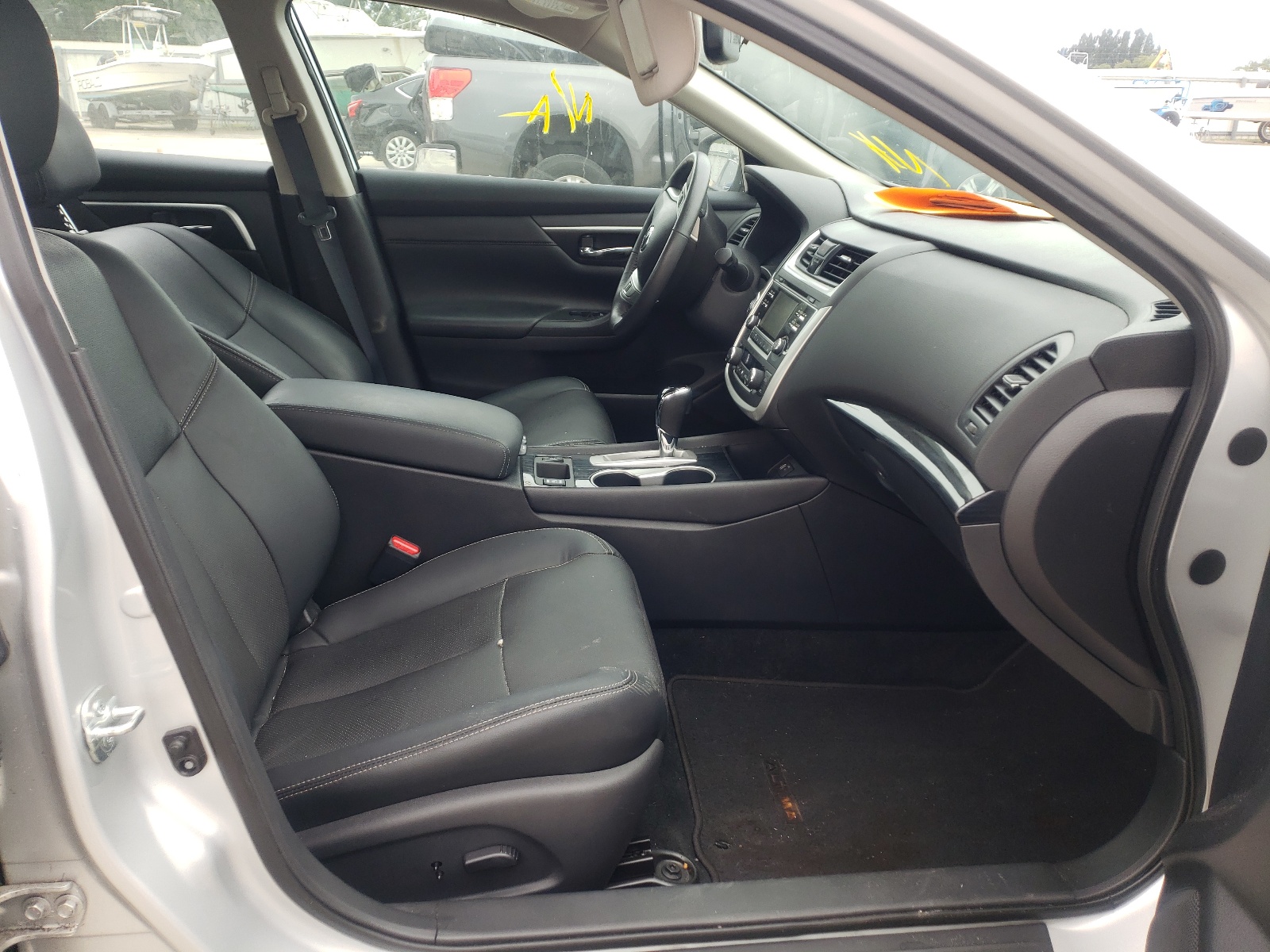 Photo 5 from auction – 2017 NISSAN ALTIMA 2.5 with VIN 1N4AL3AP3HC204090