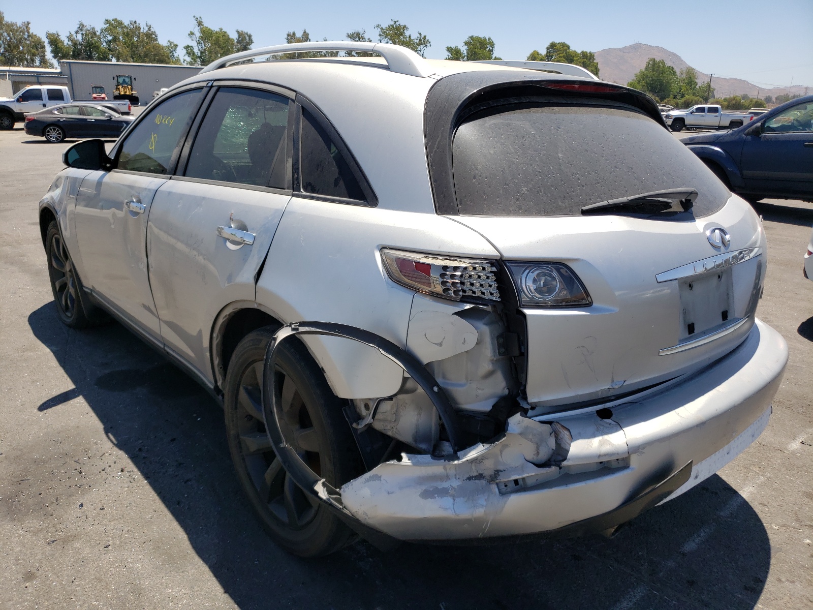 Photo 3 from auction – 2005 INFINITI FX35 with VIN JNRAS08W45X220411