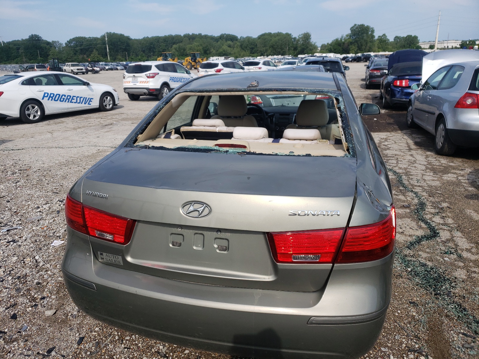 Photo 9 from auction – 2010 HYUNDAI SONATA GLS with VIN 5NPET4AC8AH657503