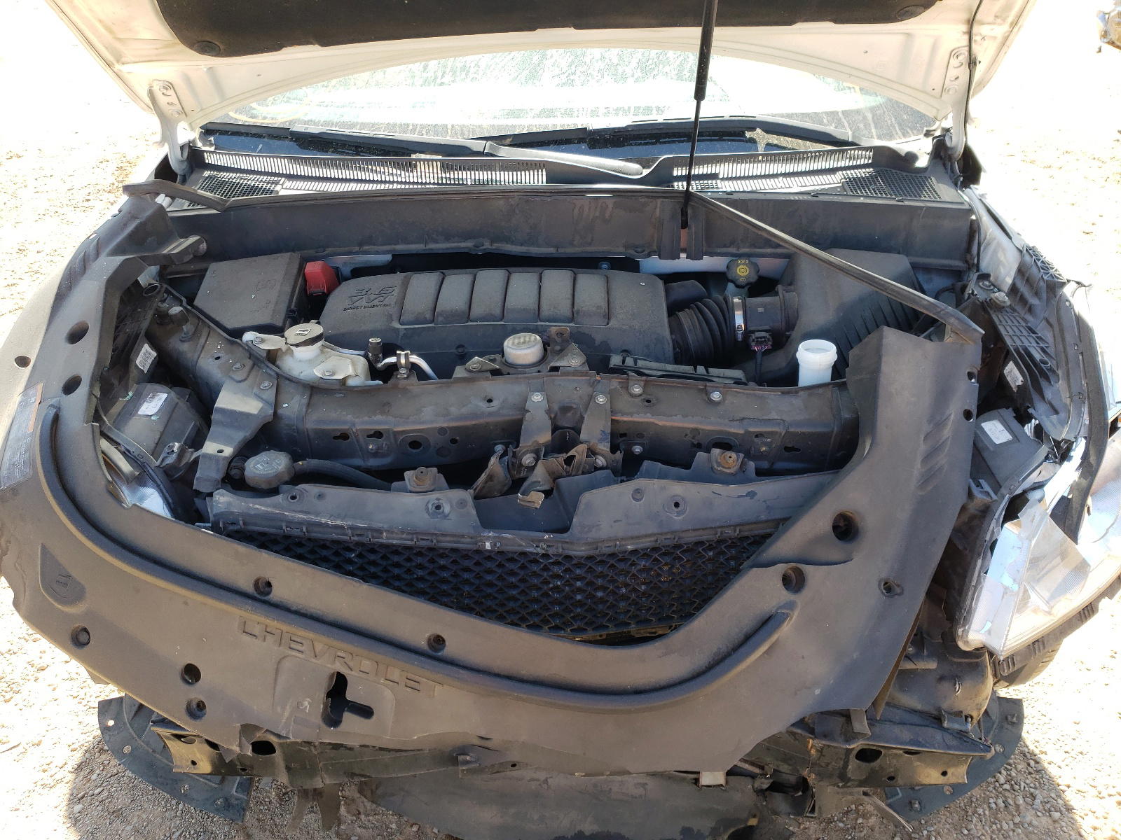 Photo 7 from auction – 2011 CHEVROLET TRAVERSE L with VIN 1GNKRGED3BJ378739