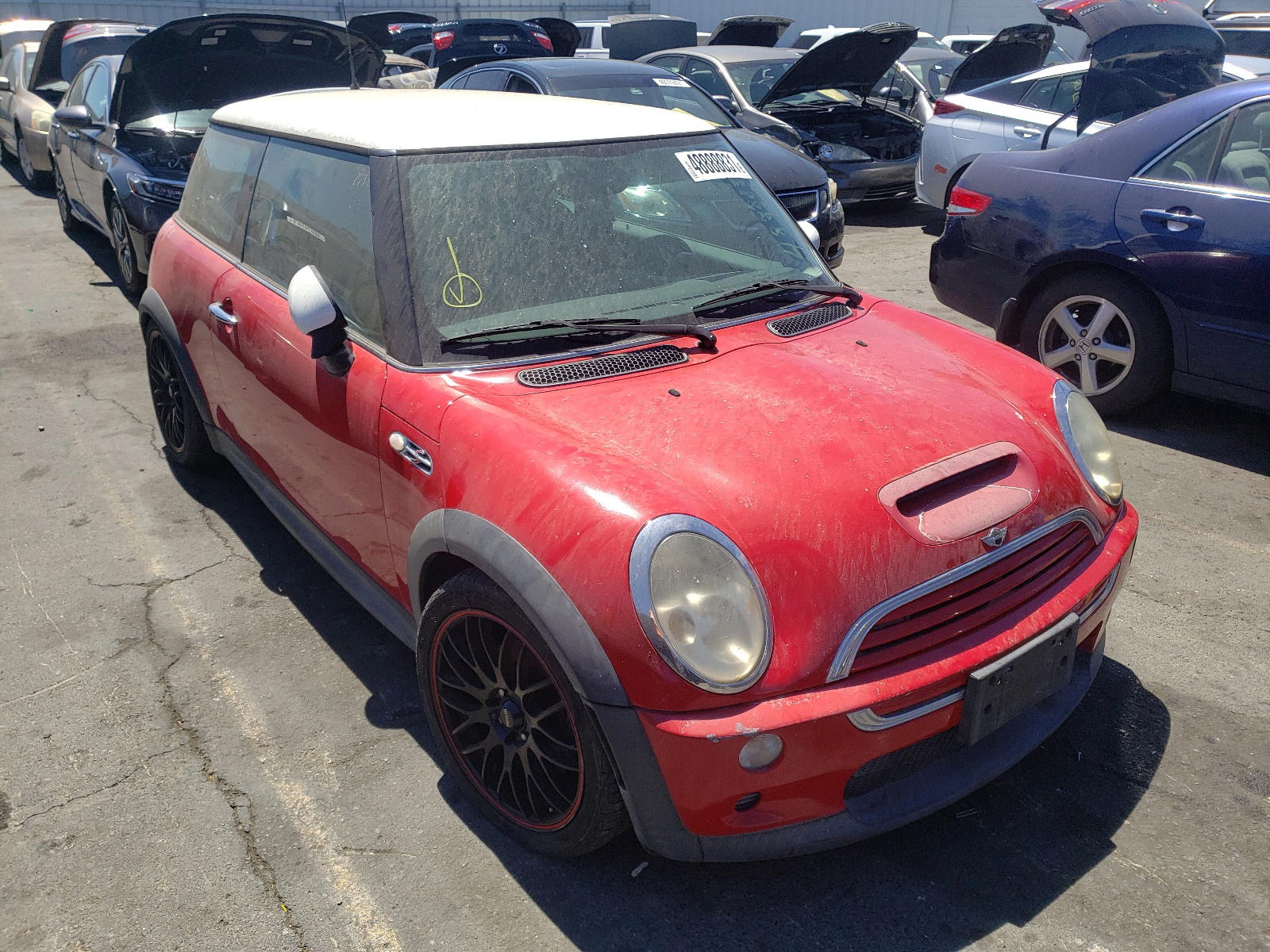 MINI COOPER S 2004 with VIN WMWRE33494TD83319 - Photo from auction