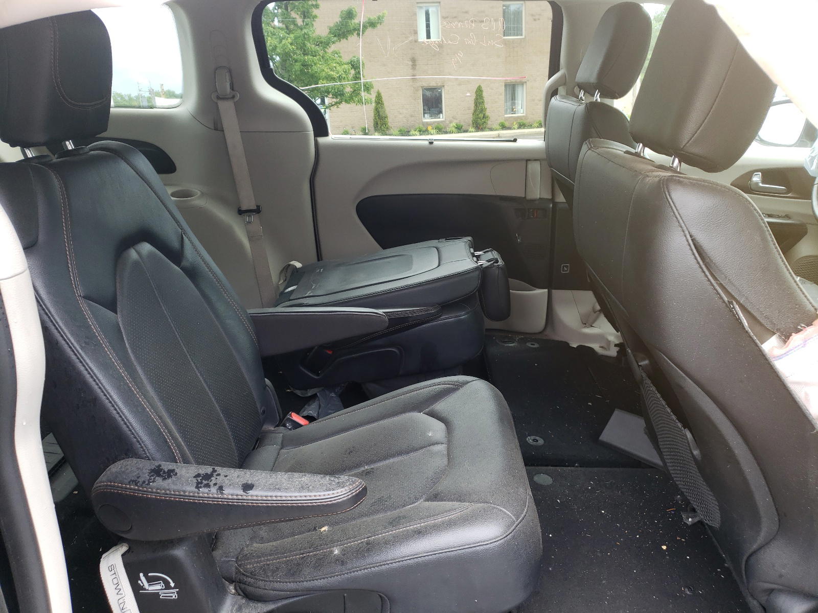 Photo 6 from auction – 2019 CHRYSLER PACIFICA T with VIN 2C4RC1BG3KR626374