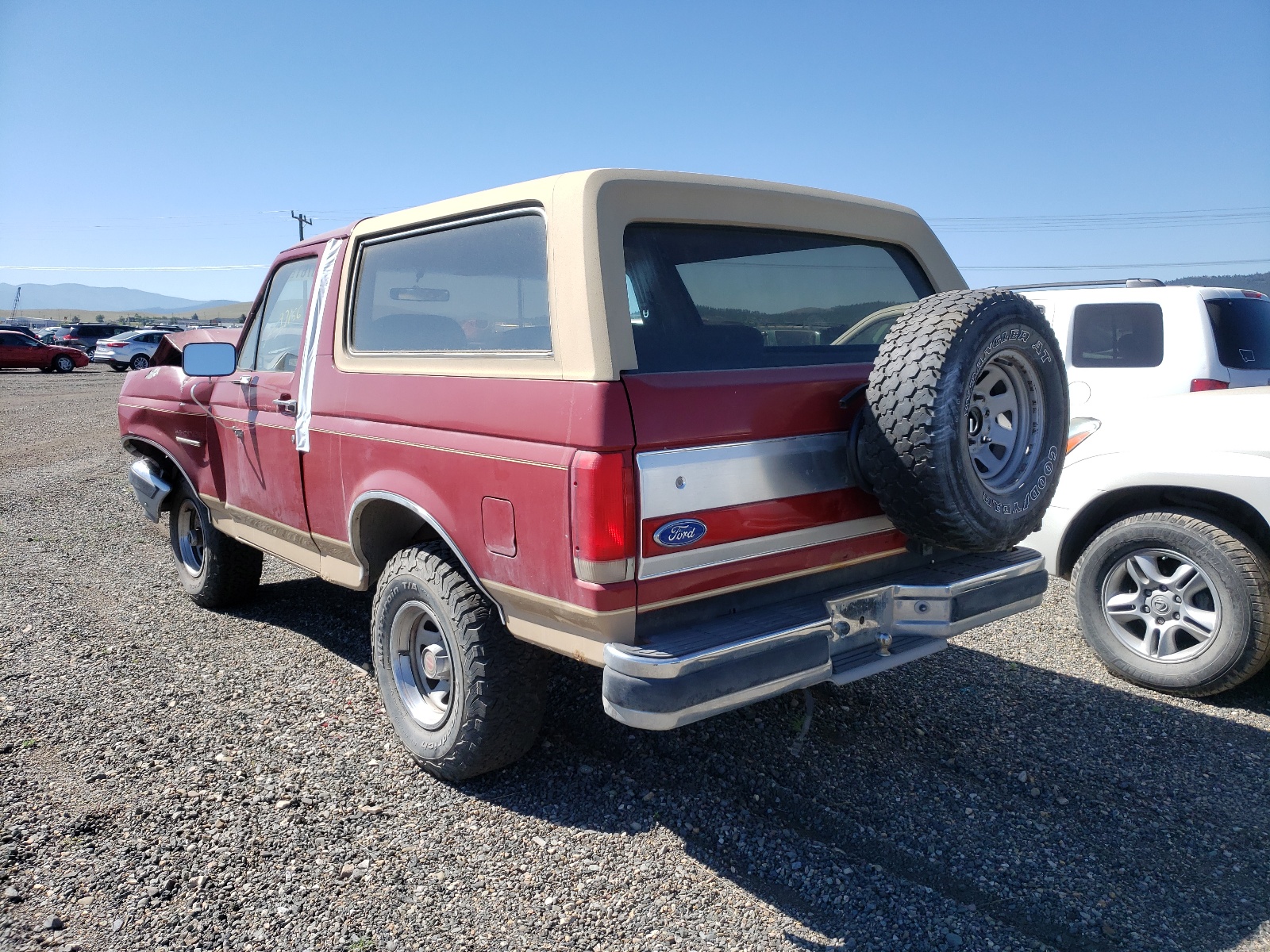 Photo 3 from auction – 1989 FORD BRONCO U10 with VIN 1FMEU15N9KLB29307