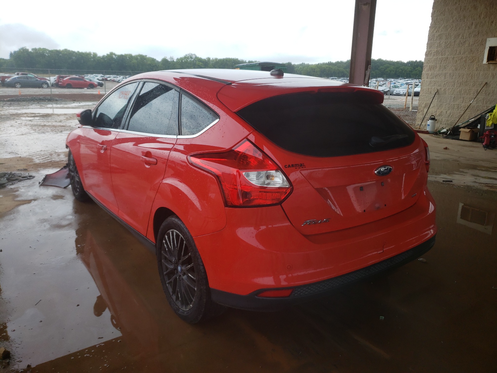 Foto 3 de la subasta – 2012 FORD FOCUS SEL con VIN 1FAHP3M26CL193128