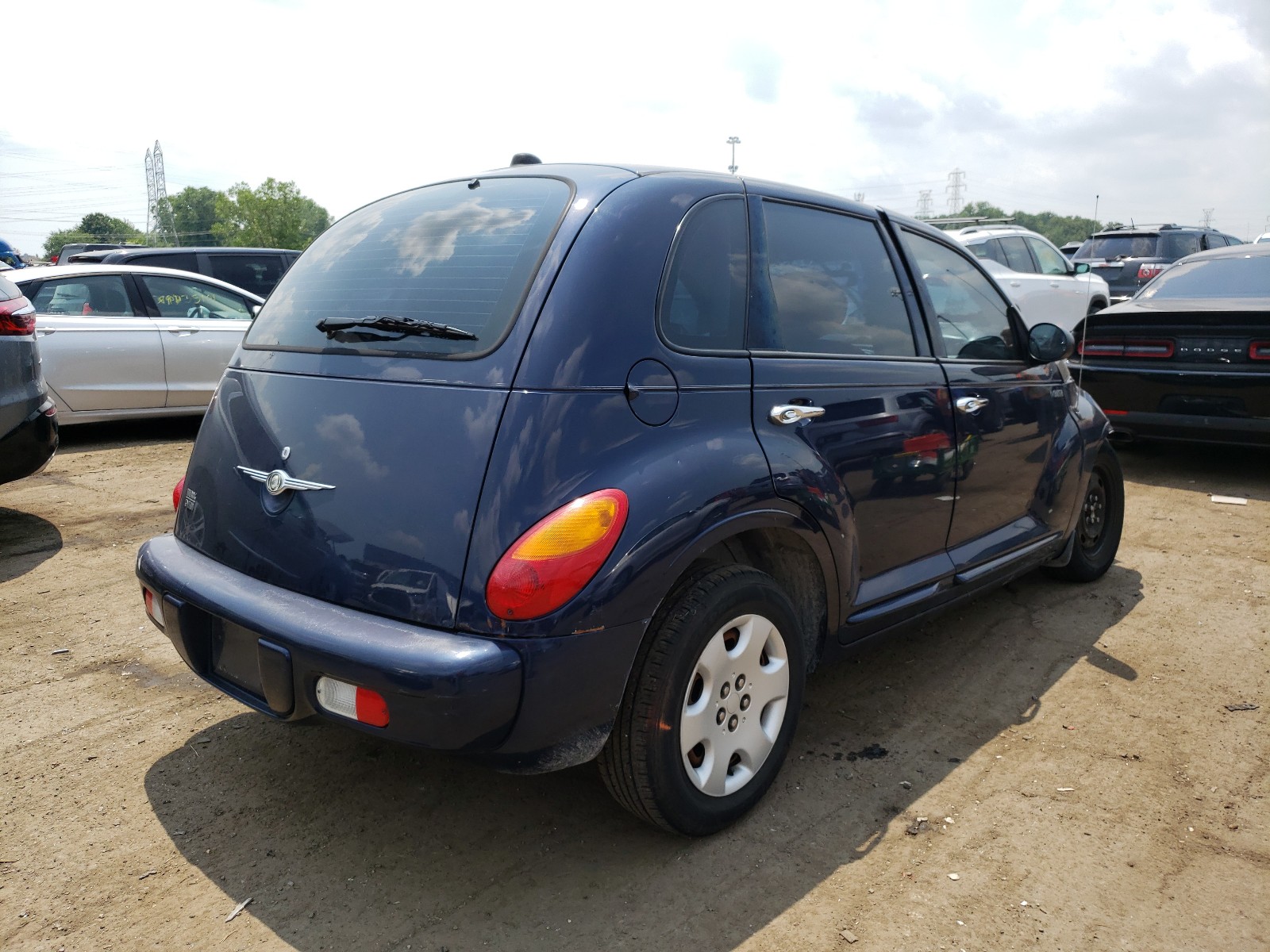 Photo 4 from auction – 2005 CHRYSLER PT CRUISER with VIN 3C8FY58B15T543677