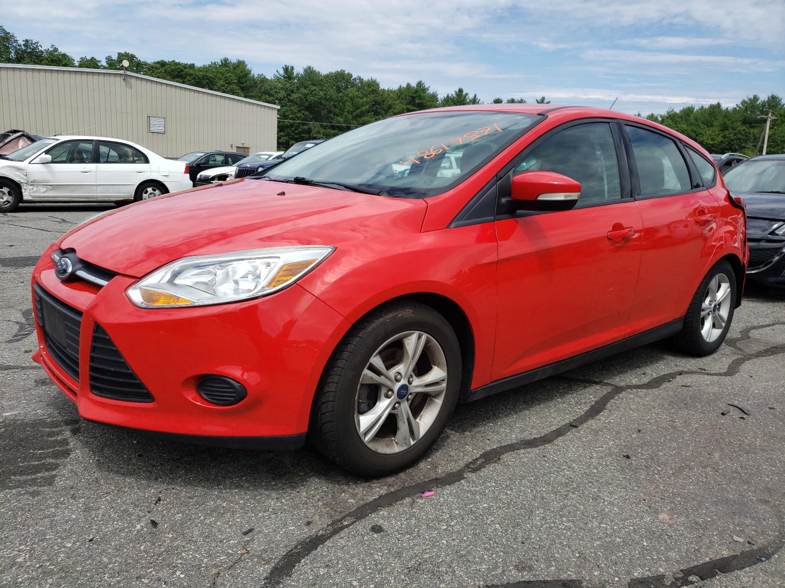 Photo 2 from auction – 2014 FORD FOCUS SE with VIN 1FADP3K21EL409018