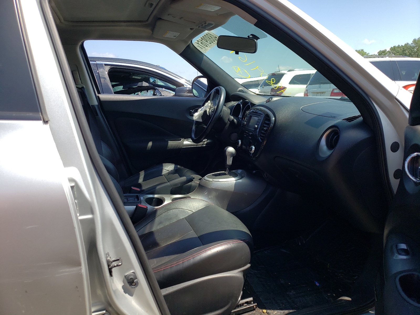 Zdjęcie 5 z aukcji – 2013 NISSAN JUKE S z VIN JN8AF5MR2DT200055