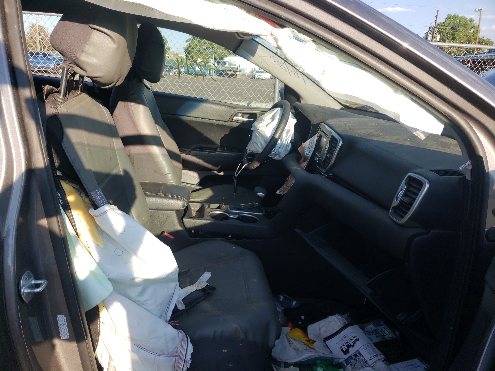Photo 5 from auction – 2017 KIA SPORTAGE L with VIN KNDPMCAC5H7158754